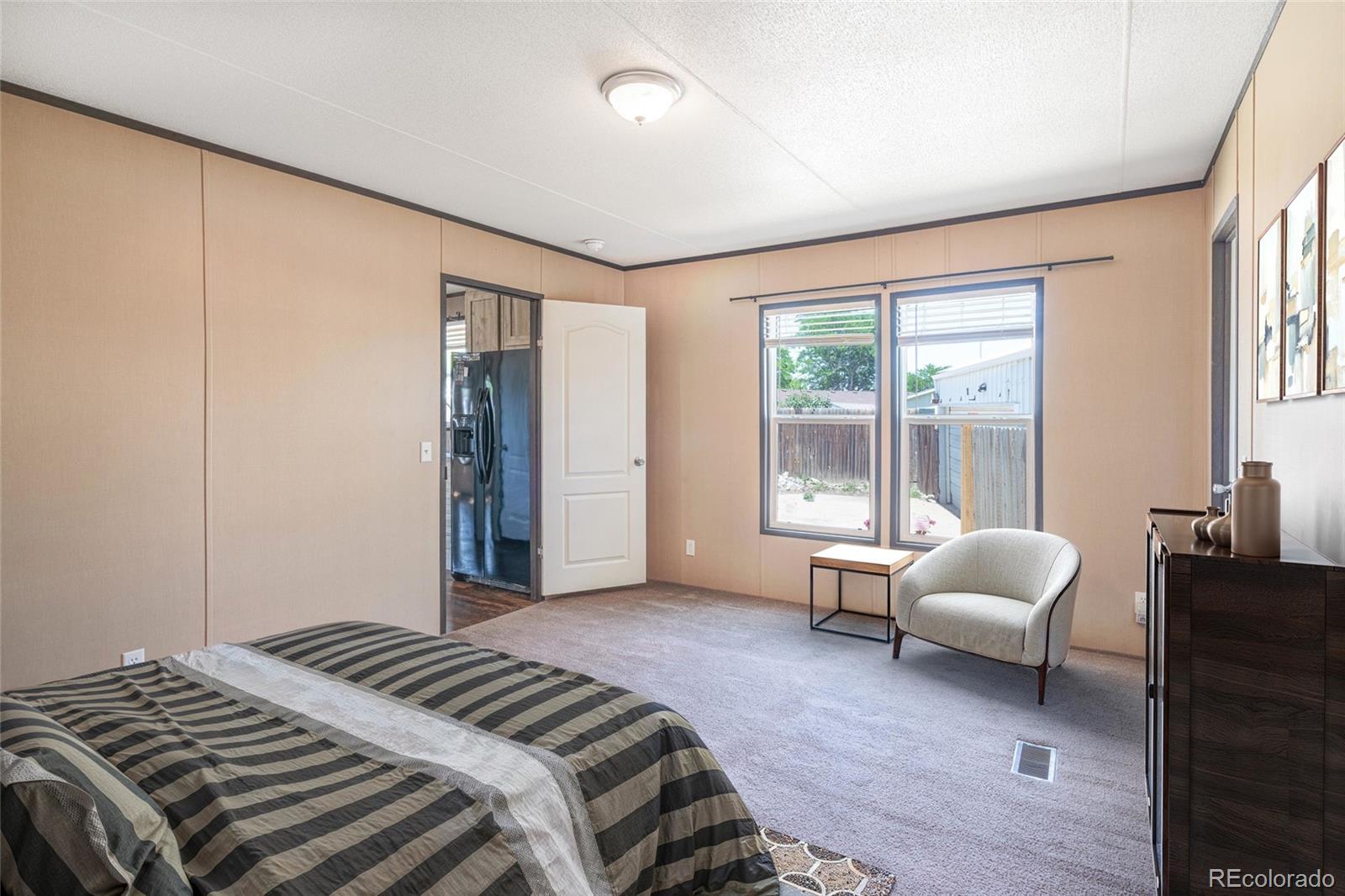 MLS Image #7 for 916  glen heather court,dacono, Colorado