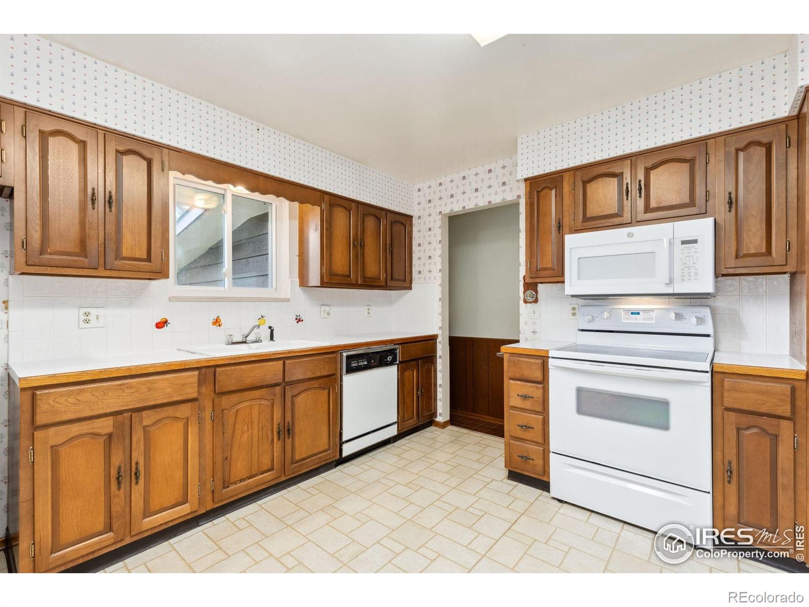 MLS Image #2 for 40  cornell drive,longmont, Colorado