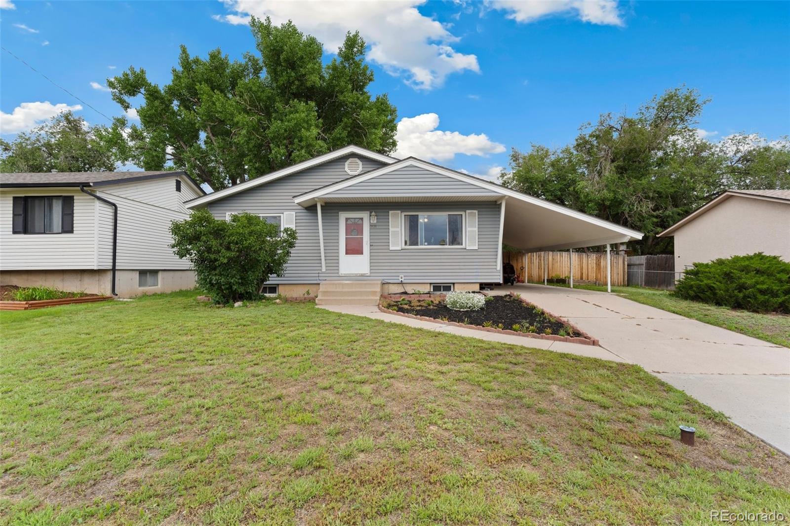 MLS Image #2 for 1431  luna drive,fountain, Colorado