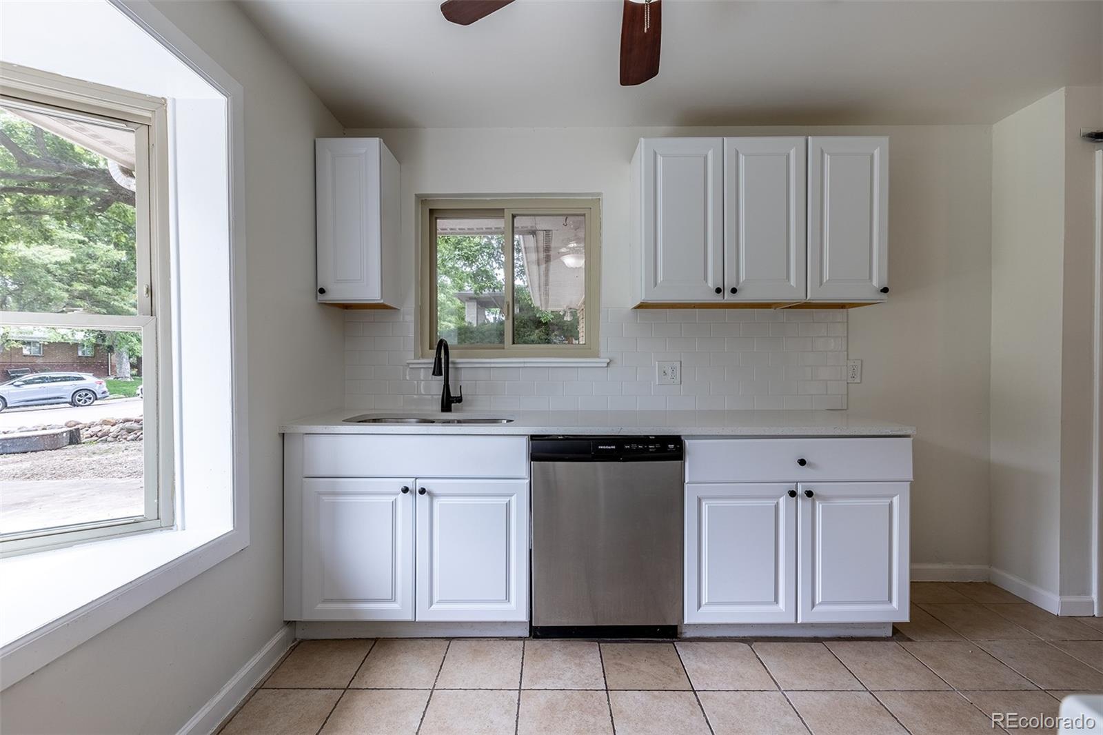 MLS Image #14 for 5810 s greenwood street,littleton, Colorado