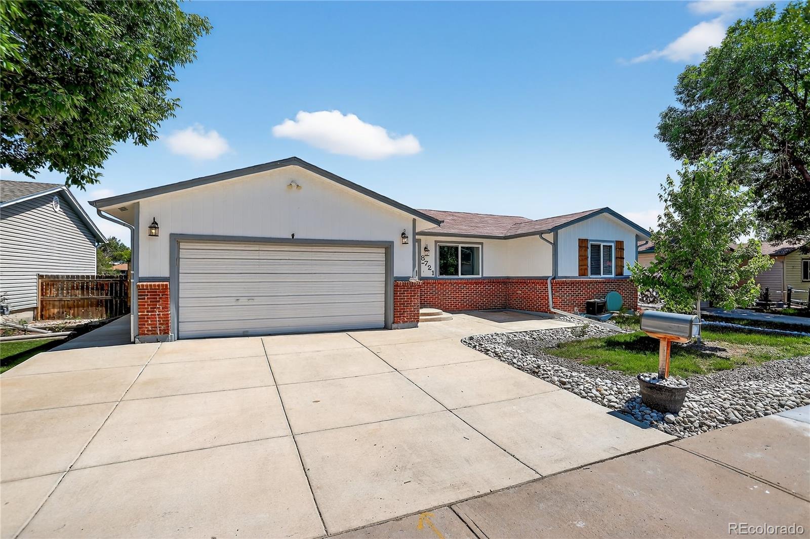 CMA Image for 8721 W 86th Avenue,Arvada, Colorado