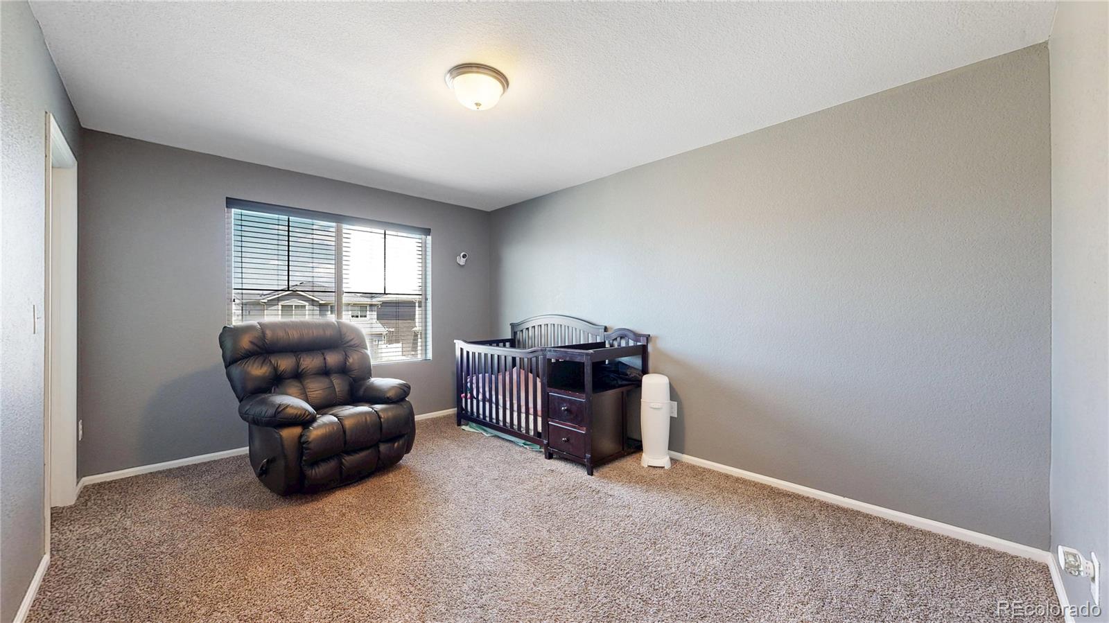MLS Image #14 for 19000 e 55th avenue,denver, Colorado