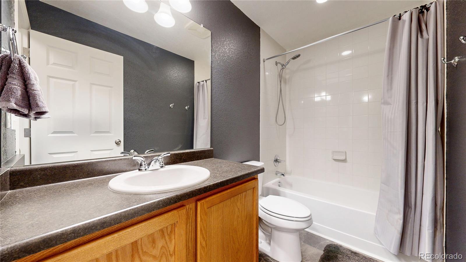 MLS Image #15 for 19000 e 55th avenue,denver, Colorado