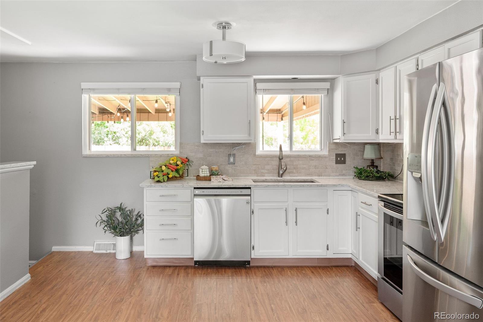 MLS Image #7 for 6353 w 78th avenue,arvada, Colorado