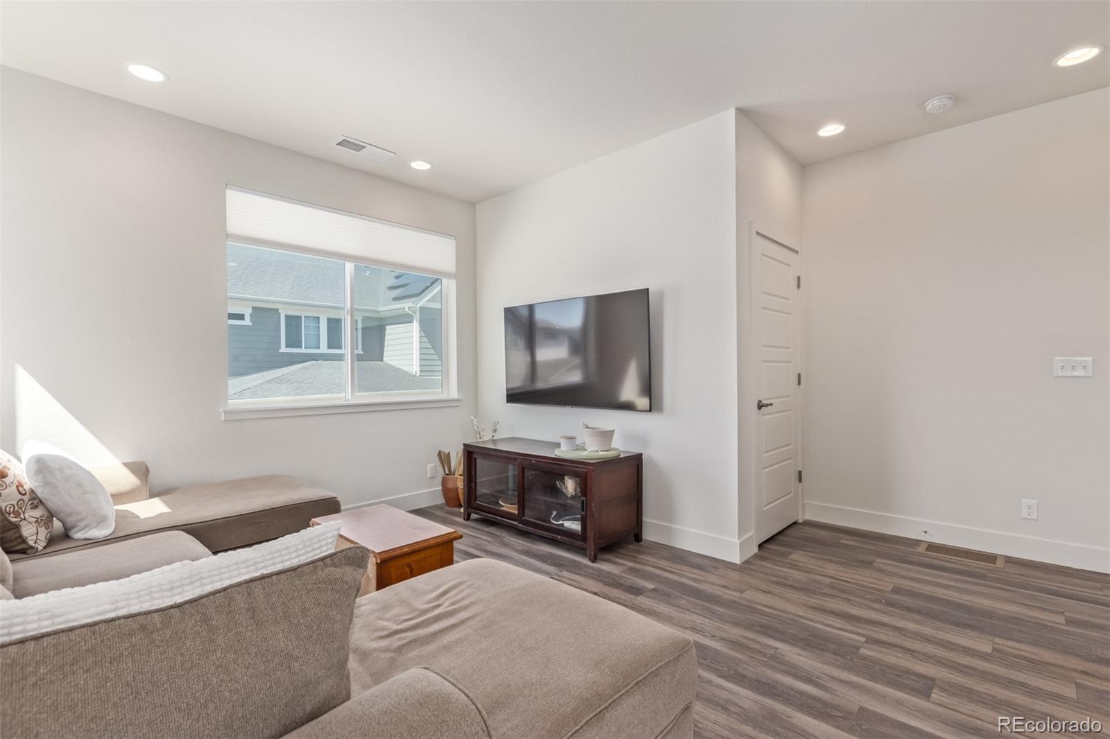 MLS Image #7 for 2080  alcott way,broomfield, Colorado