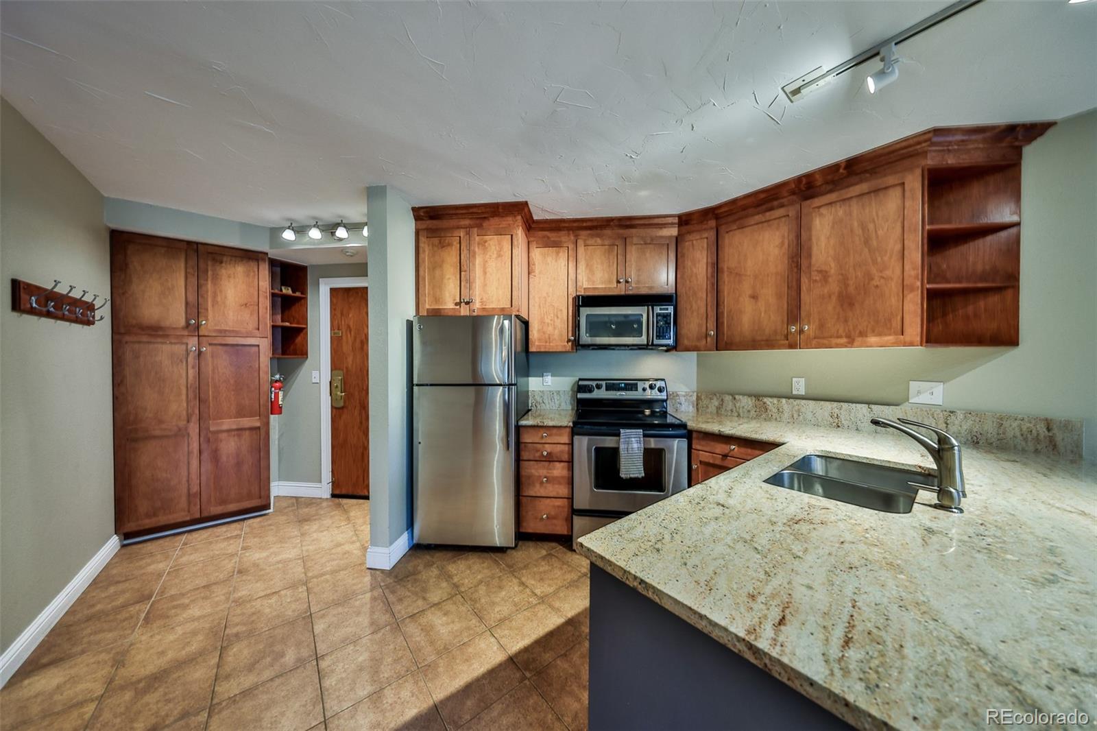 MLS Image #3 for 310  iron horse way,winter park, Colorado