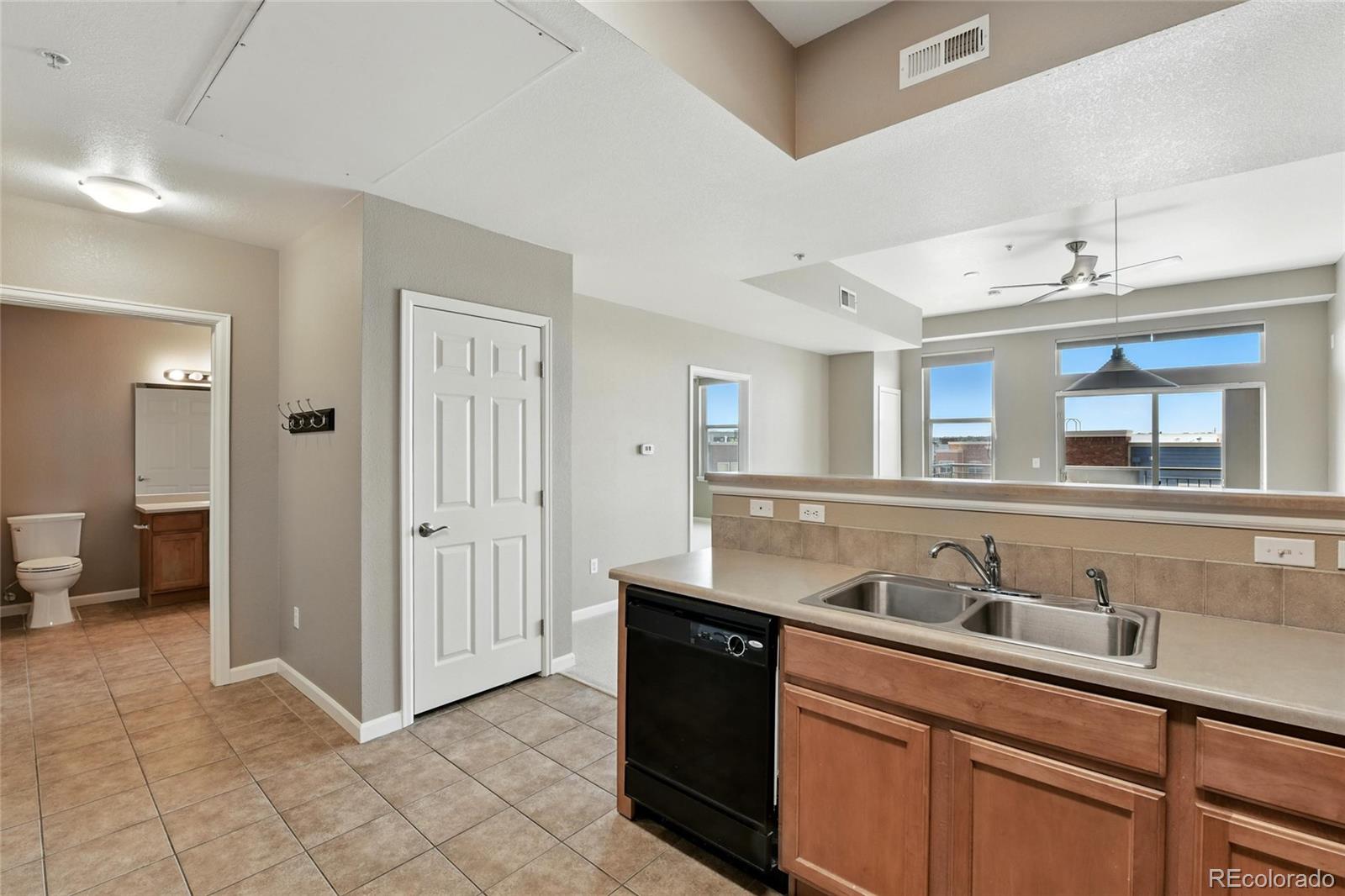 MLS Image #10 for 7931 w 55th avenue 105,arvada, Colorado