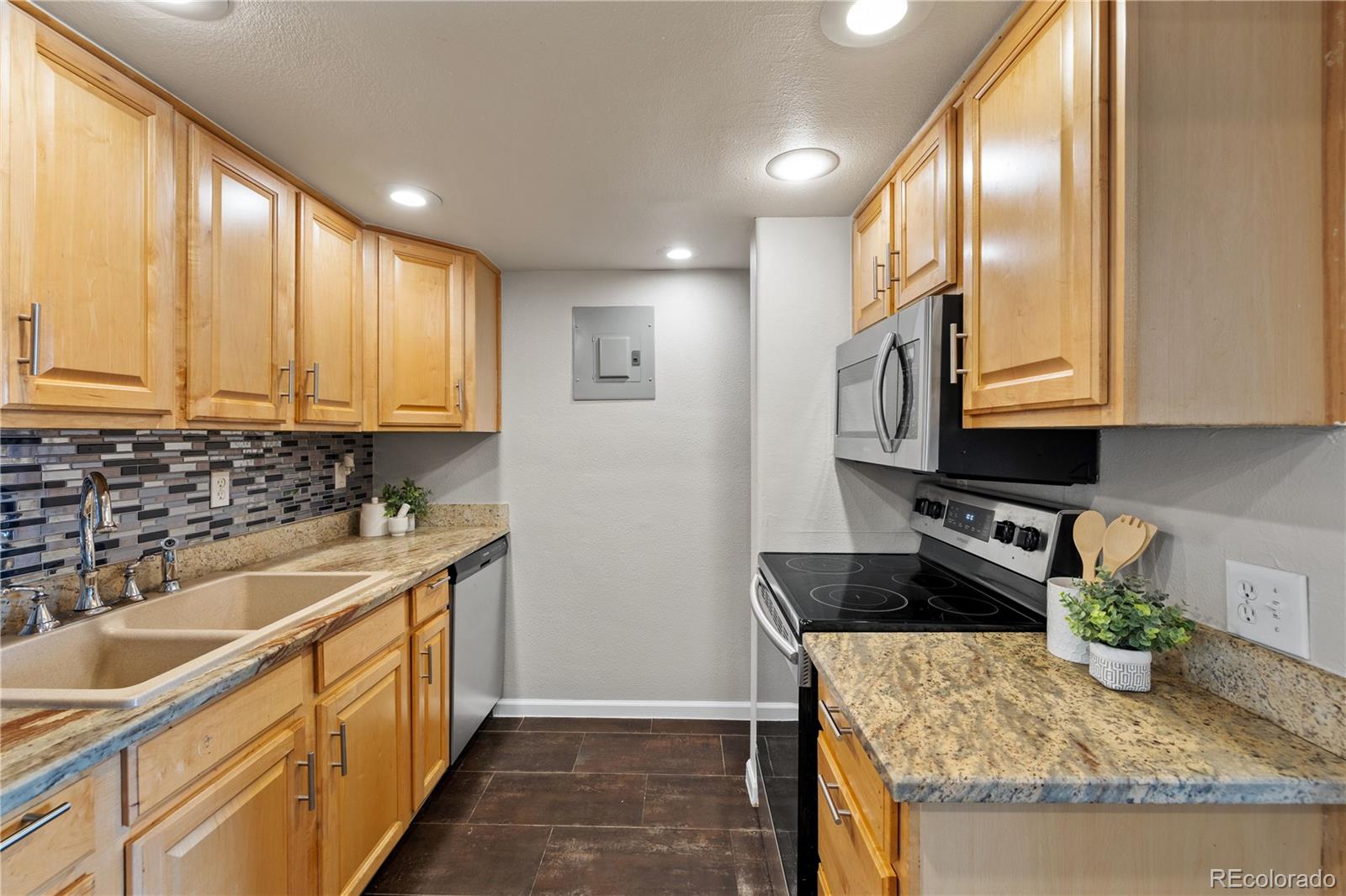 MLS Image #14 for 13404 e jewell avenue 101,aurora, Colorado