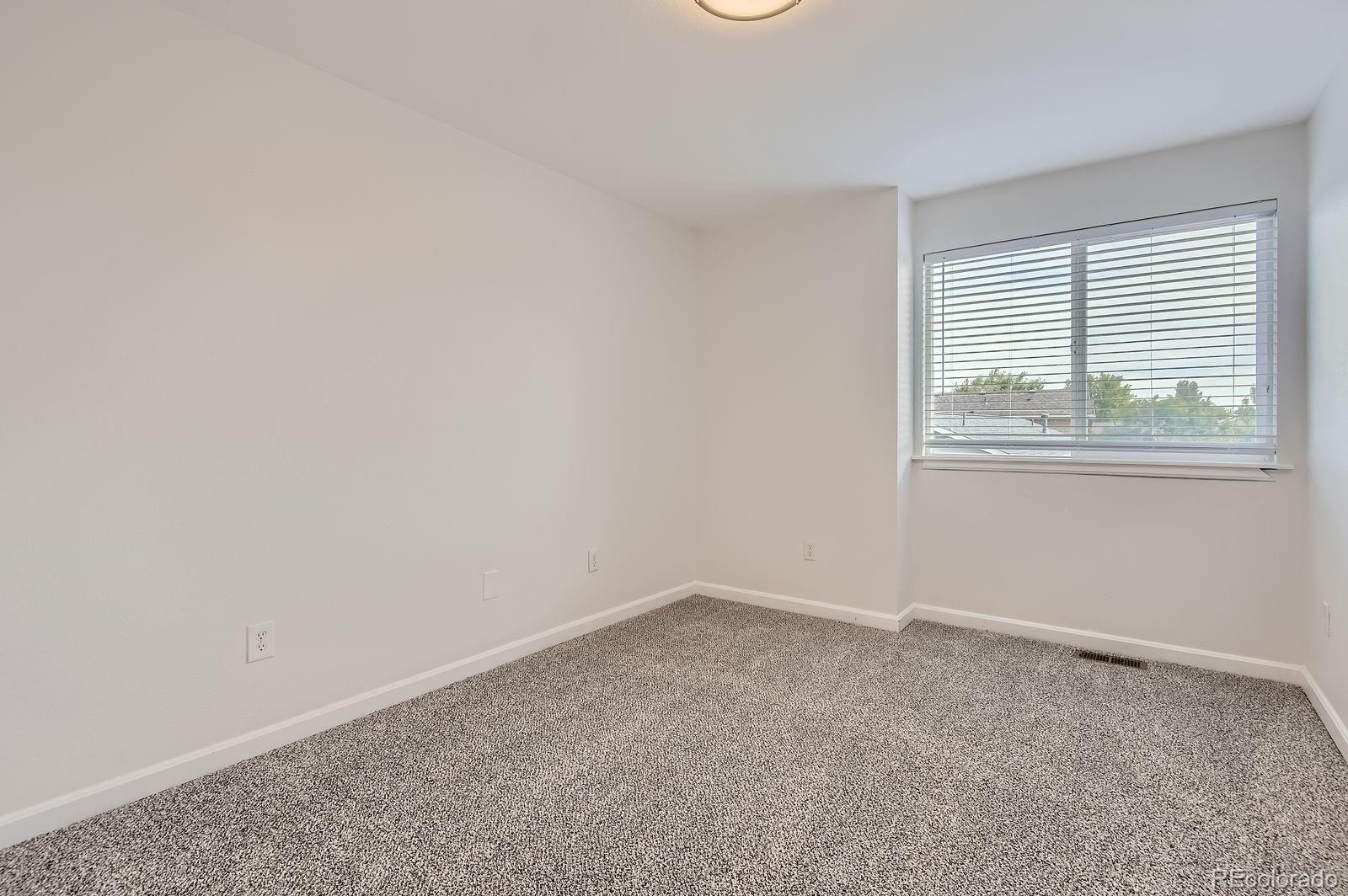 MLS Image #15 for 19033 e 22nd circle,aurora, Colorado
