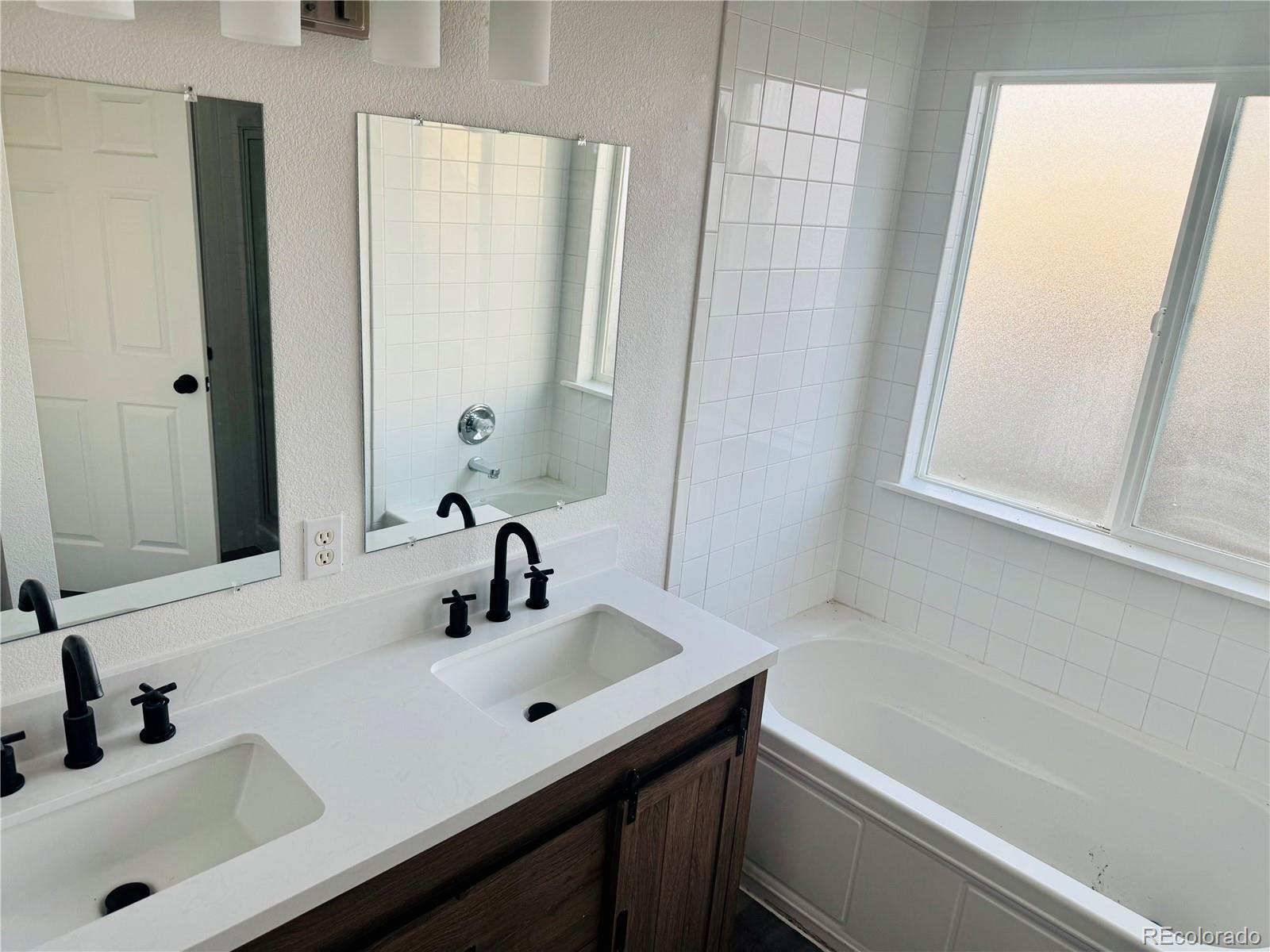 MLS Image #3 for 19033 e 22nd circle,aurora, Colorado