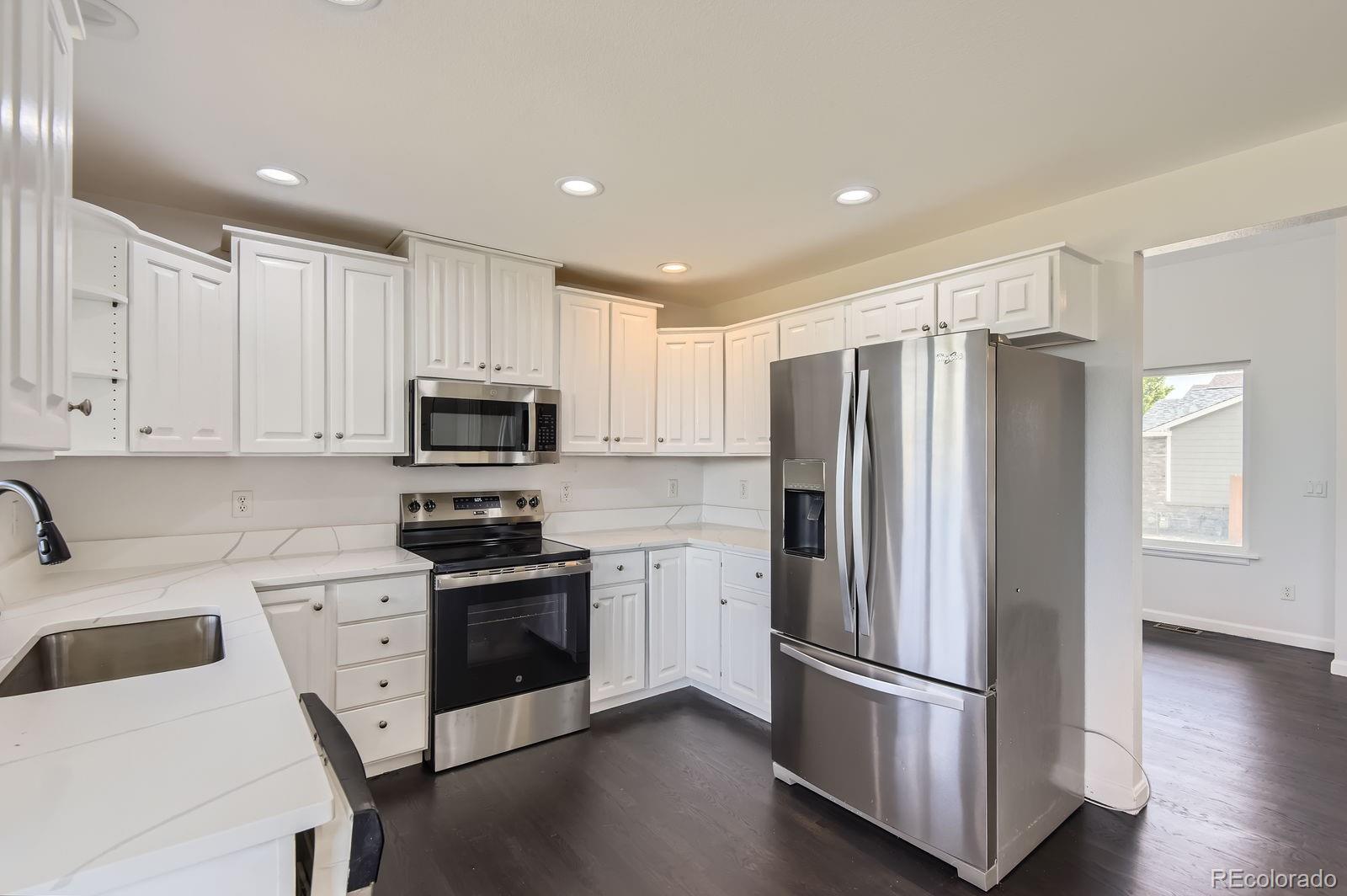 MLS Image #4 for 19033 e 22nd circle,aurora, Colorado