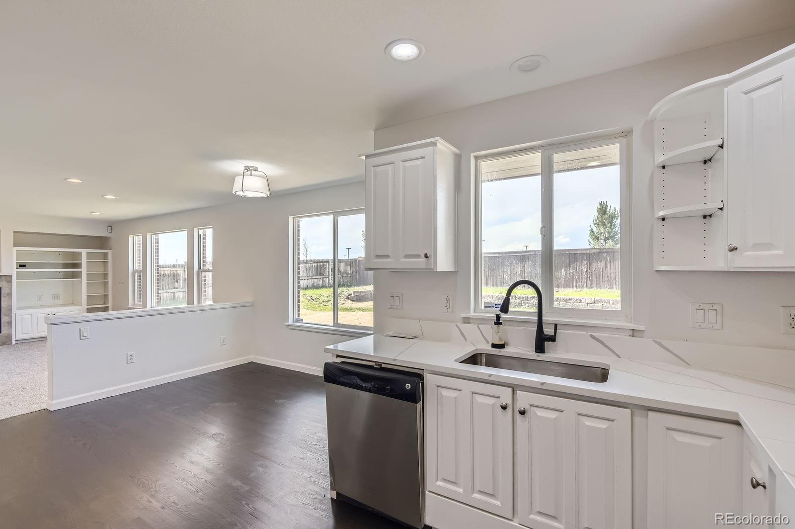 MLS Image #5 for 19033 e 22nd circle,aurora, Colorado