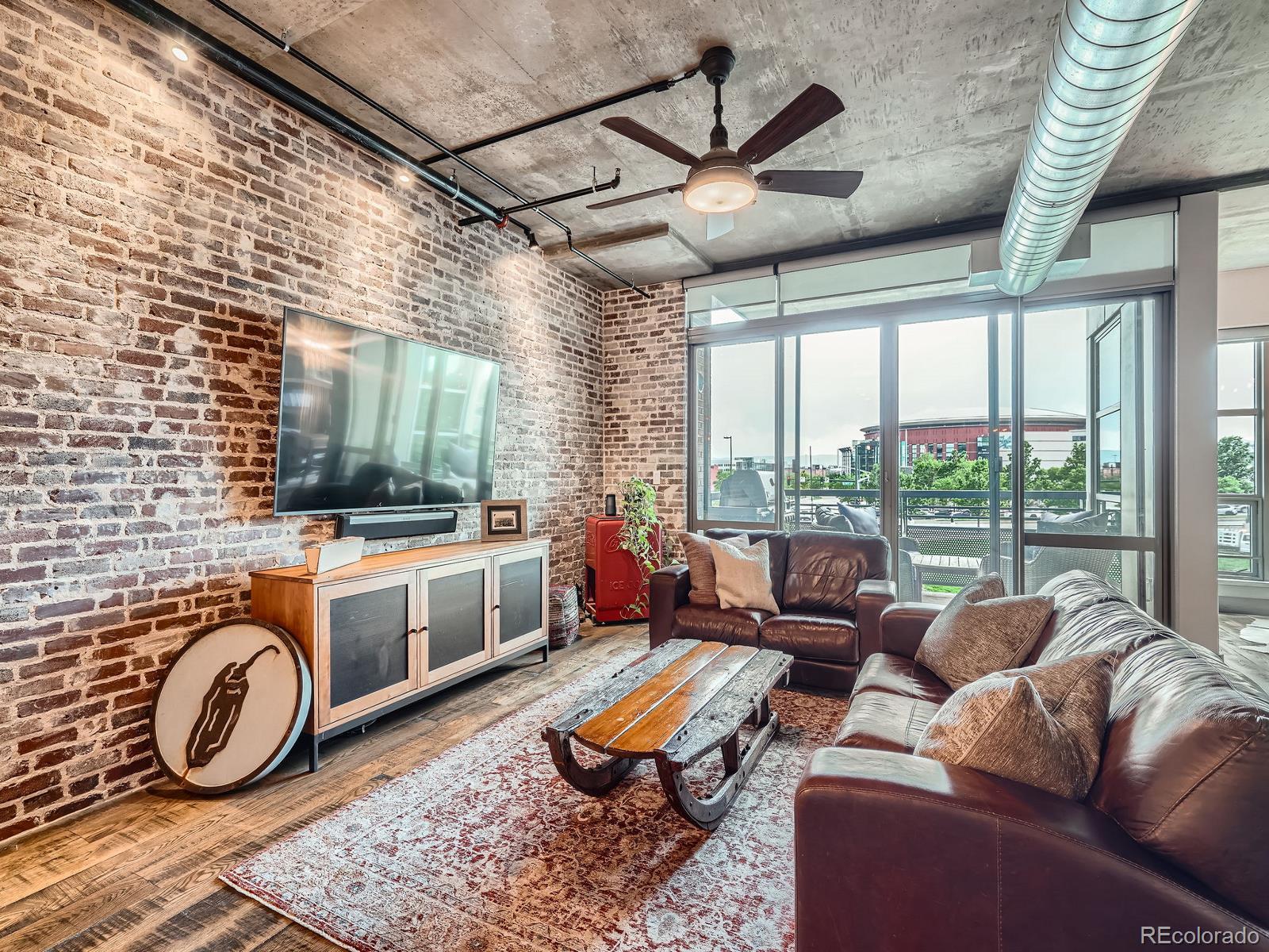 MLS Image #11 for 1401  wewatta street,denver, Colorado