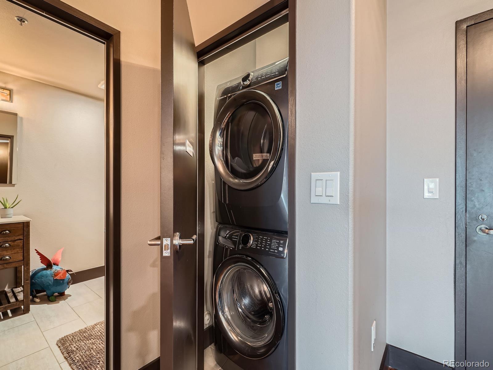 MLS Image #24 for 1401  wewatta street,denver, Colorado