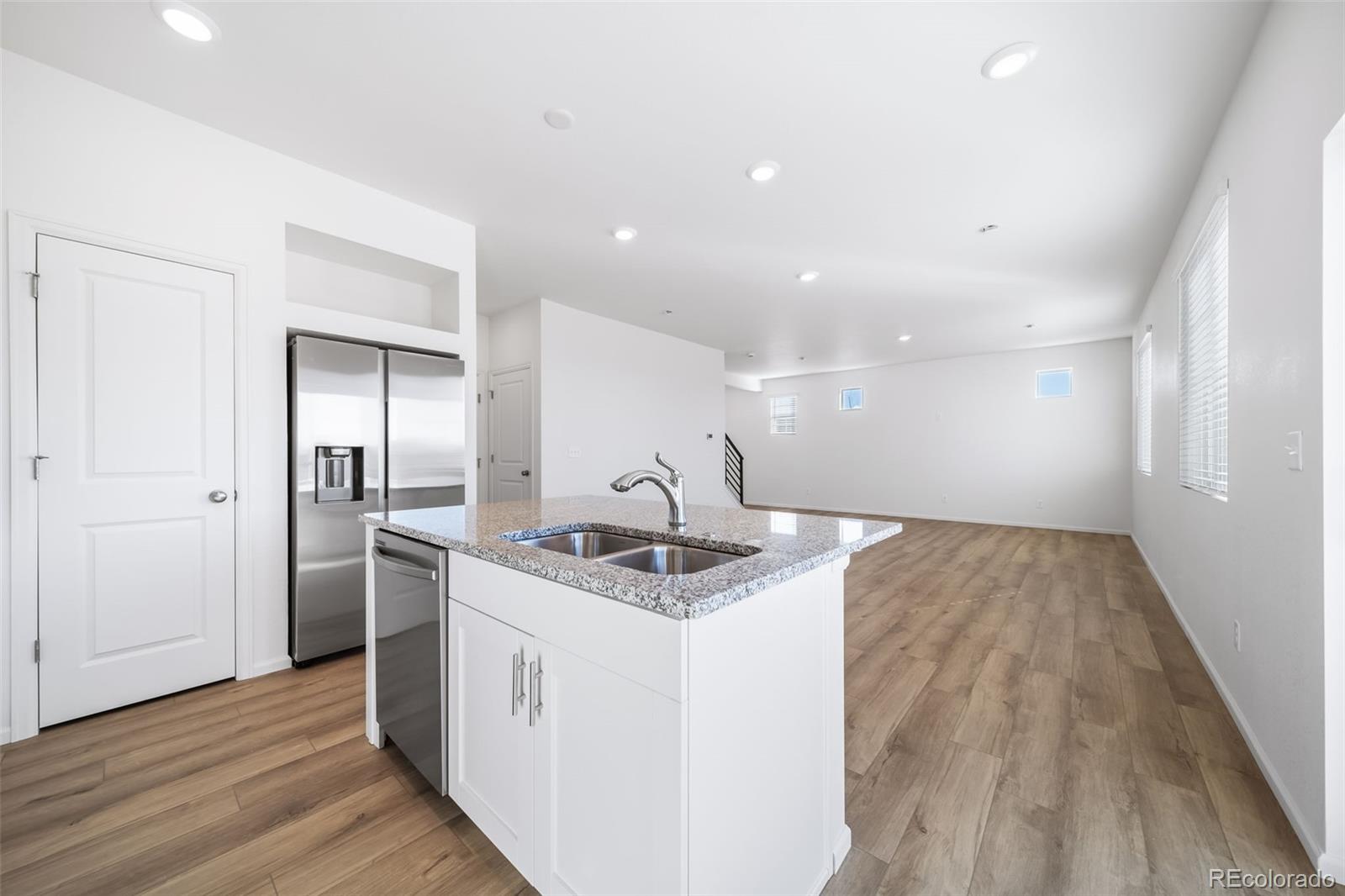MLS Image #7 for 3869 n shawee street,aurora, Colorado