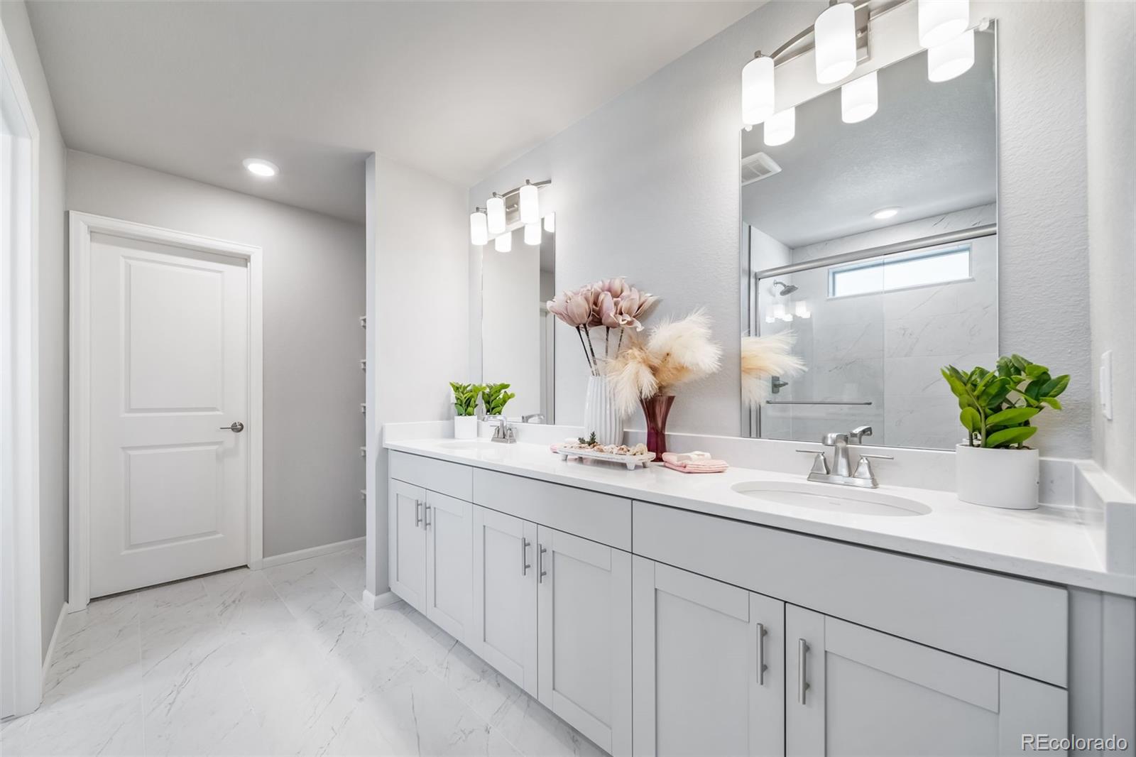 MLS Image #29 for 3879 n shawnee street,aurora, Colorado