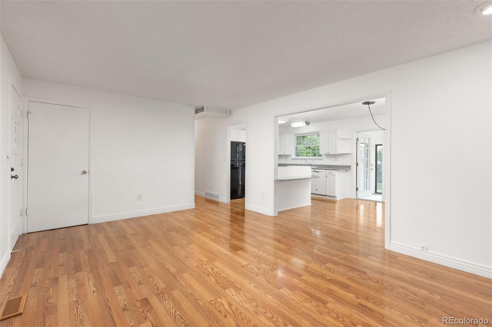 MLS Image #3 for 16839 e amherst avenue,aurora, Colorado