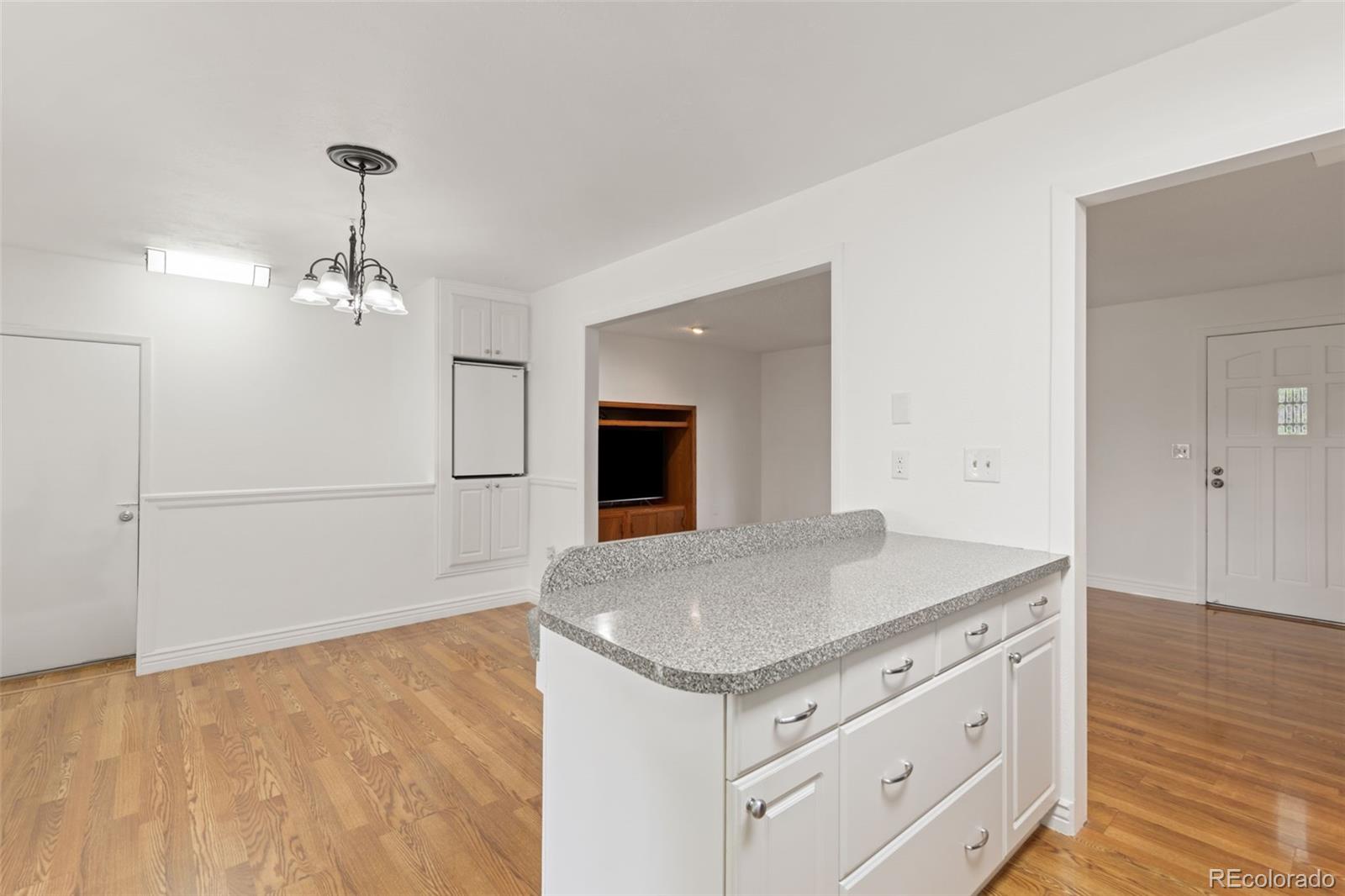 MLS Image #6 for 16839 e amherst avenue,aurora, Colorado