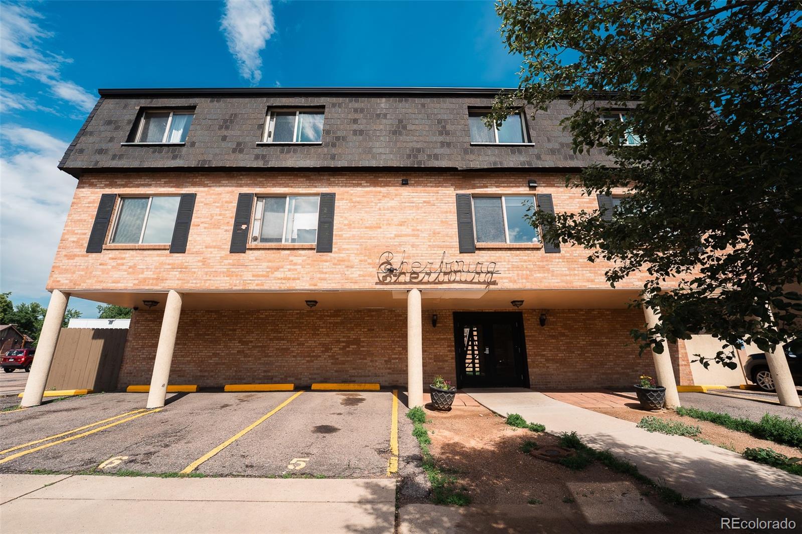MLS Image #16 for 558 n washington street 103,denver, Colorado