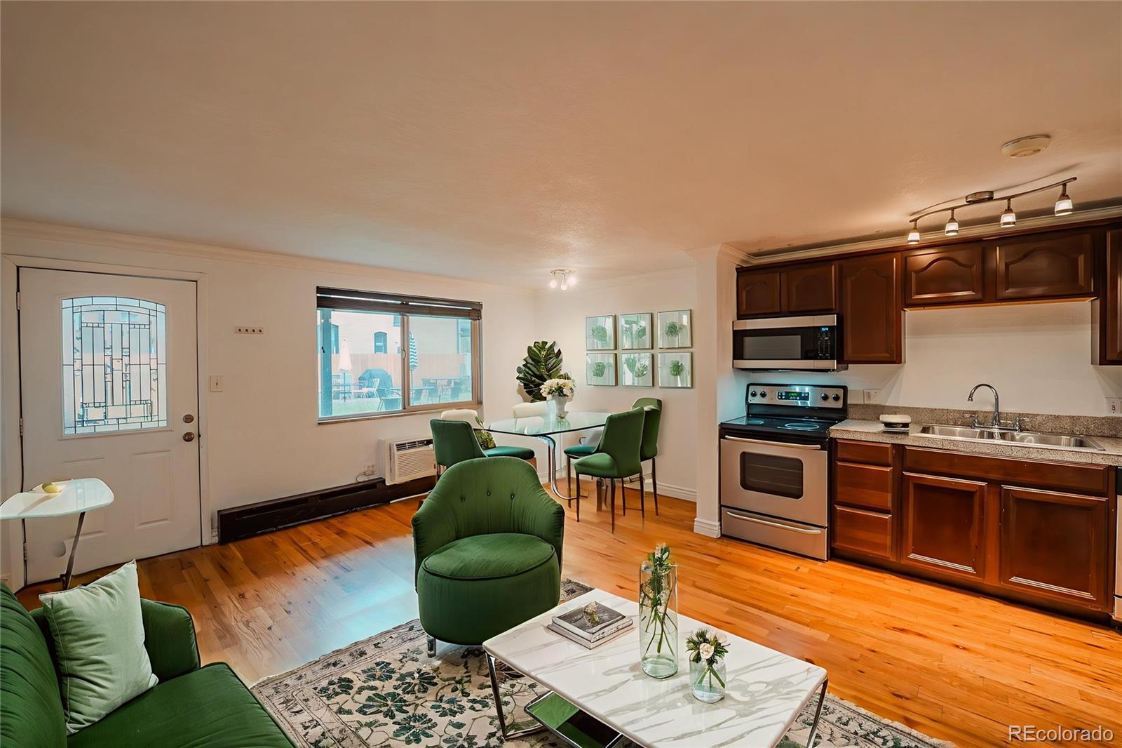MLS Image #6 for 558 n washington street 103,denver, Colorado