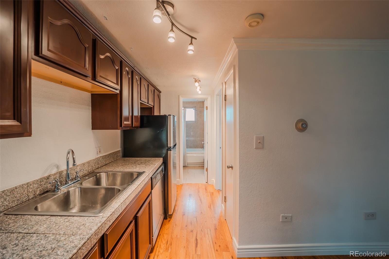 MLS Image #9 for 558 n washington street 103,denver, Colorado