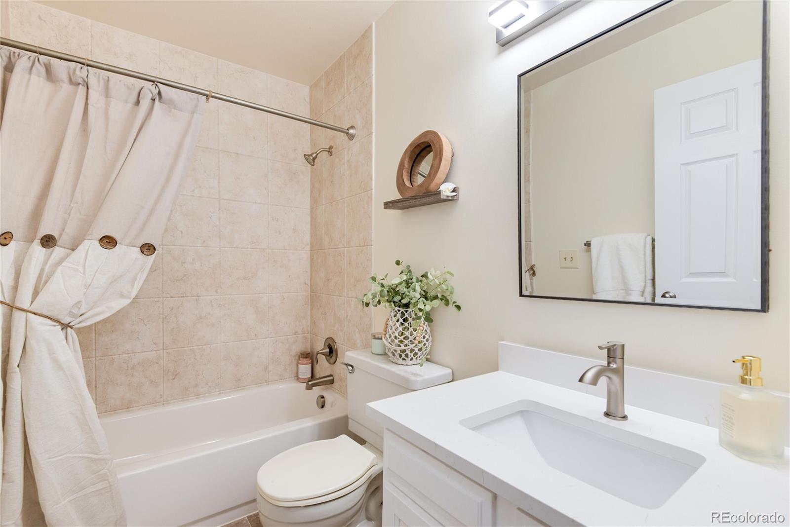 MLS Image #29 for 7925 w layton avenue,littleton, Colorado
