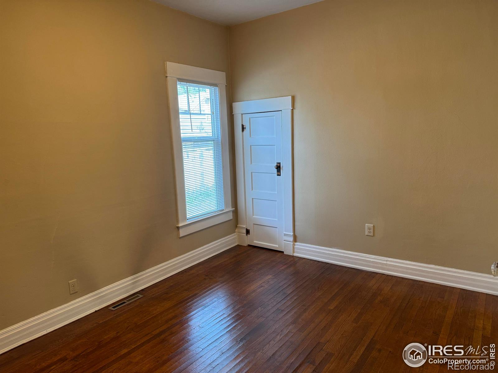 MLS Image #14 for 114  park street,sterling, Colorado
