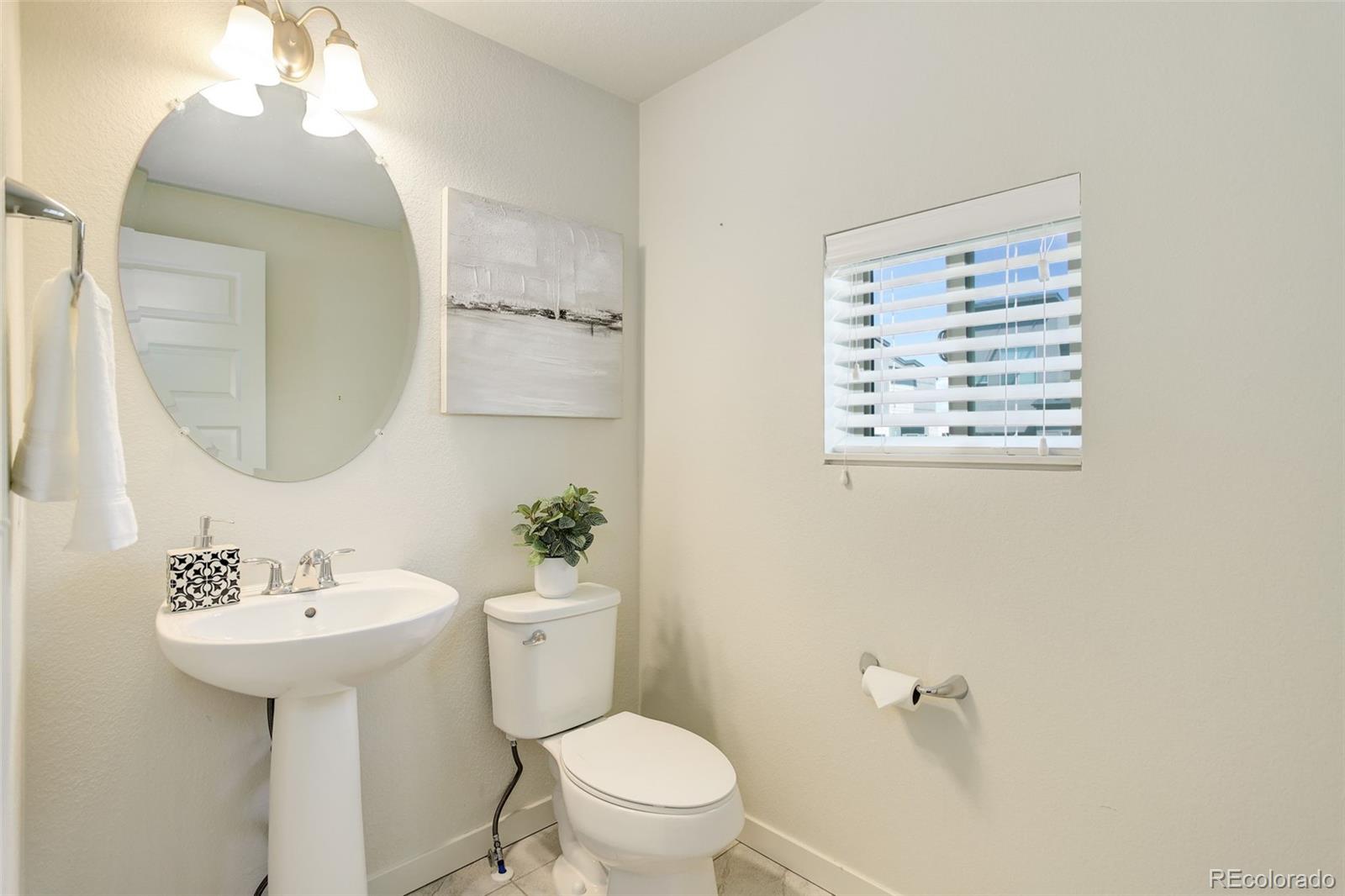 MLS Image #28 for 9180 e 52nd drive,denver, Colorado