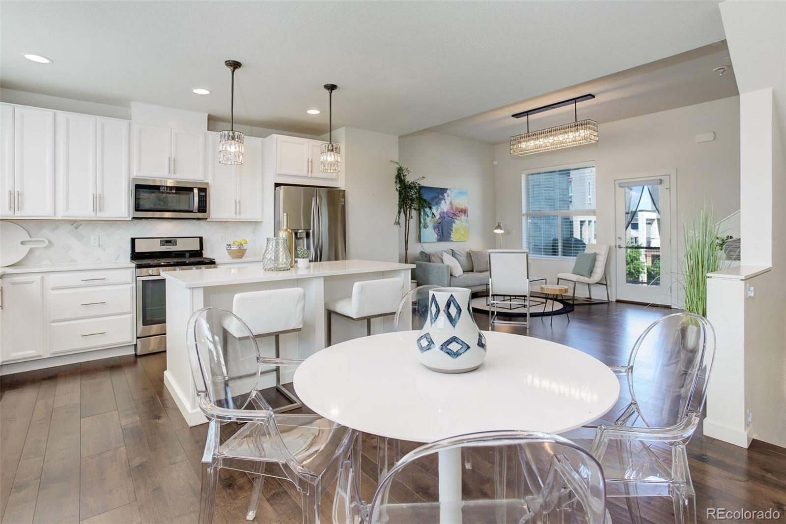 MLS Image #5 for 9180 e 52nd drive,denver, Colorado
