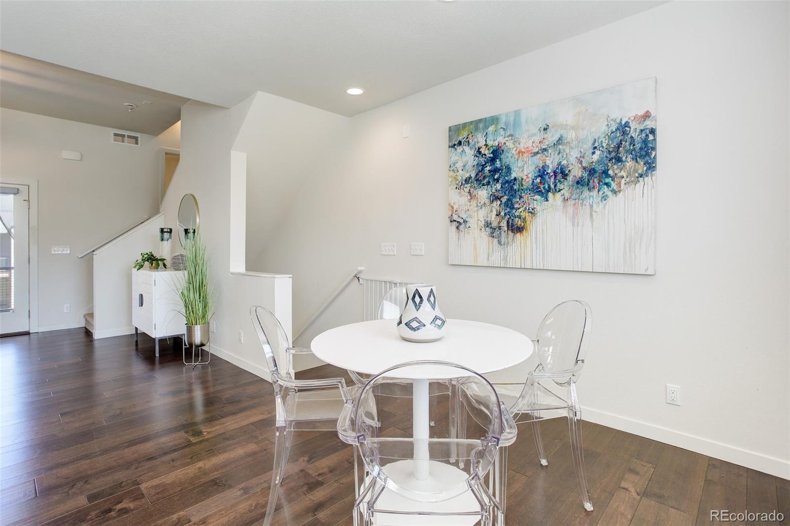 MLS Image #8 for 9180 e 52nd drive,denver, Colorado