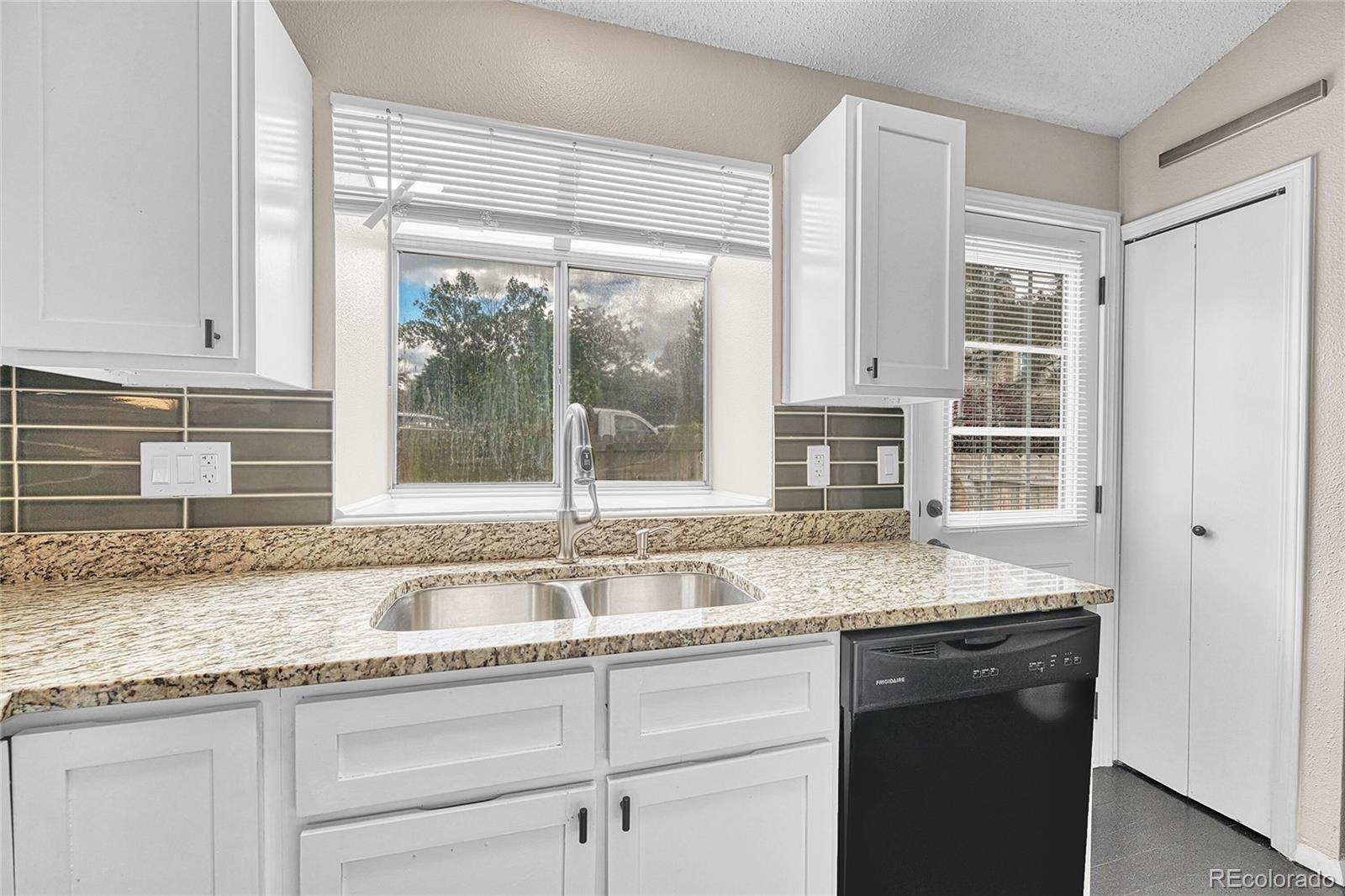 MLS Image #12 for 1148 s ventura circle,aurora, Colorado