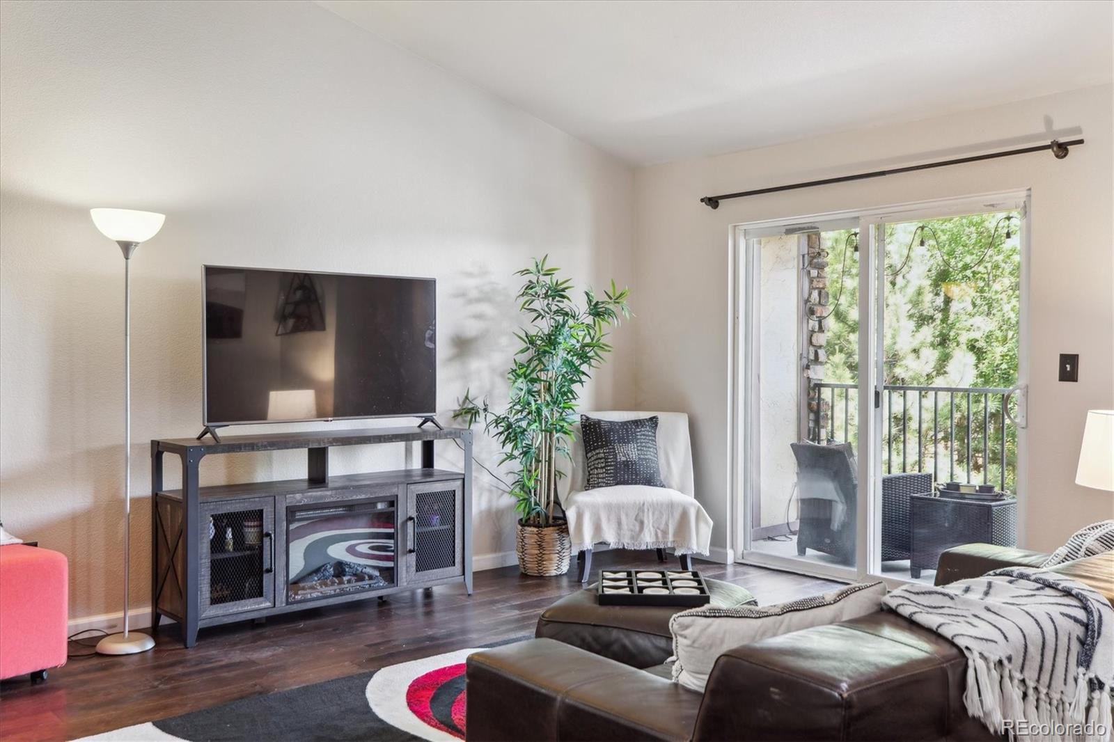 MLS Image #4 for 875 e 78th avenue,denver, Colorado