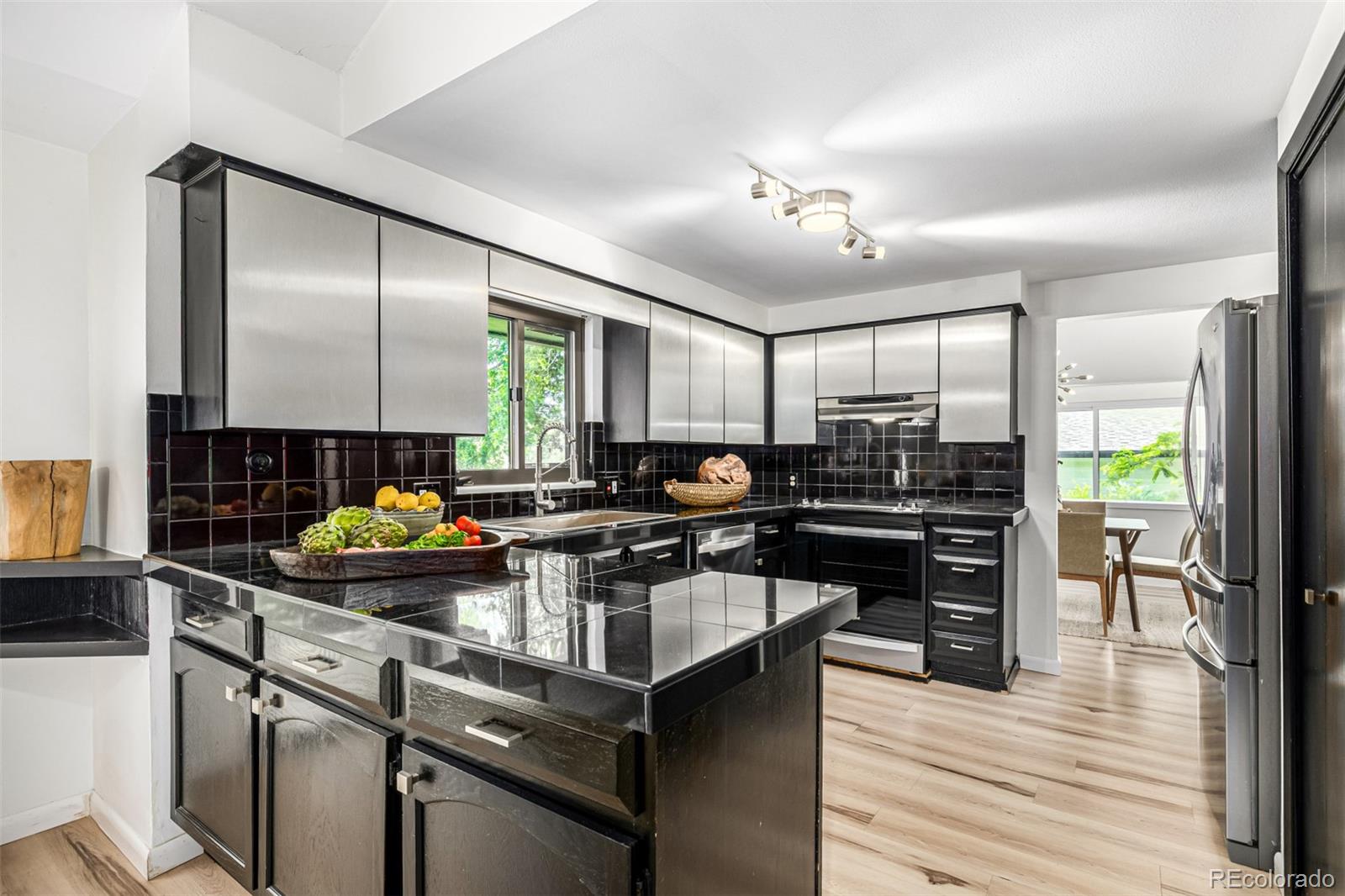 MLS Image #13 for 7234 s kendall court,littleton, Colorado