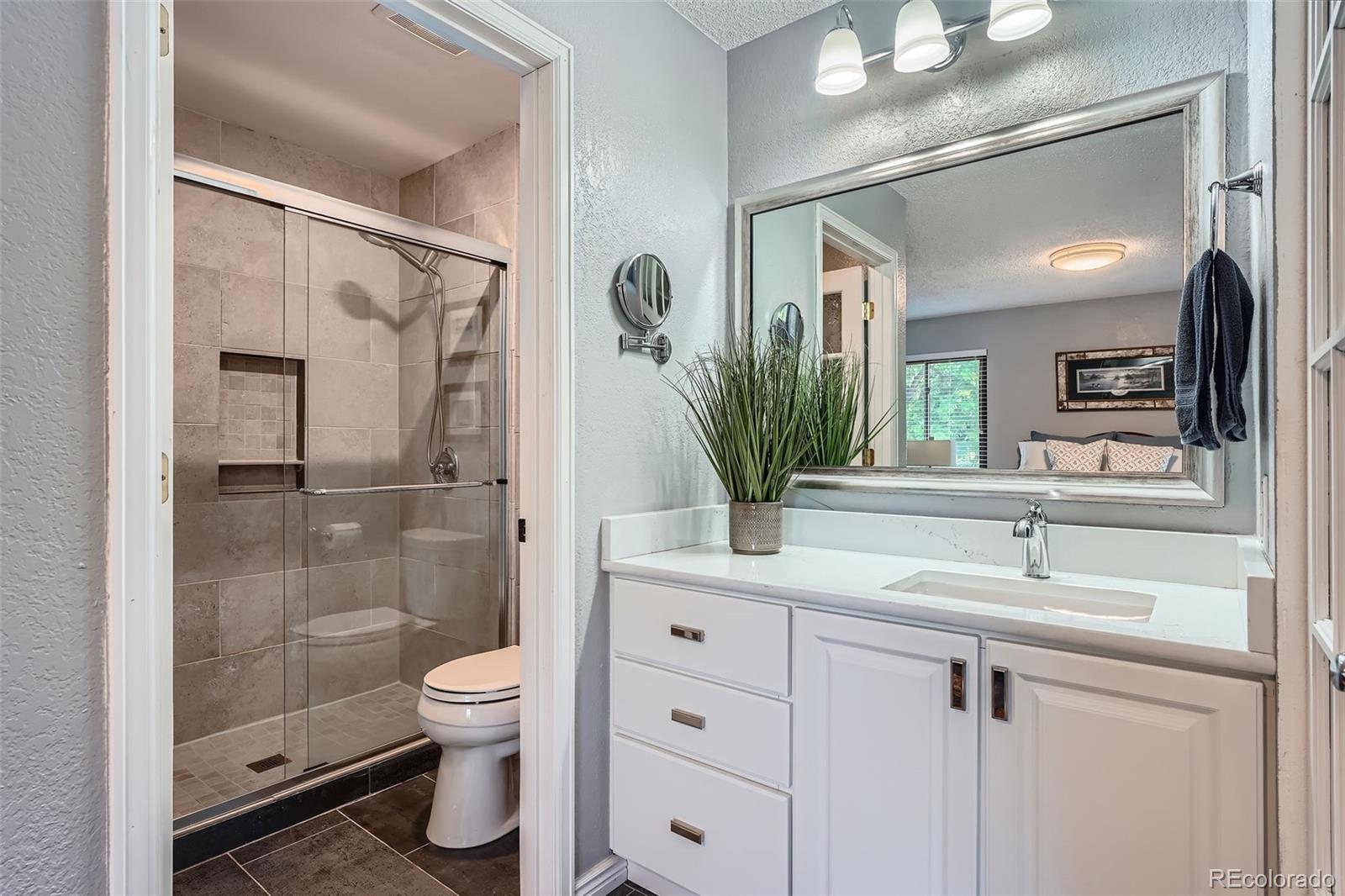 MLS Image #14 for 3752 s helena way,aurora, Colorado