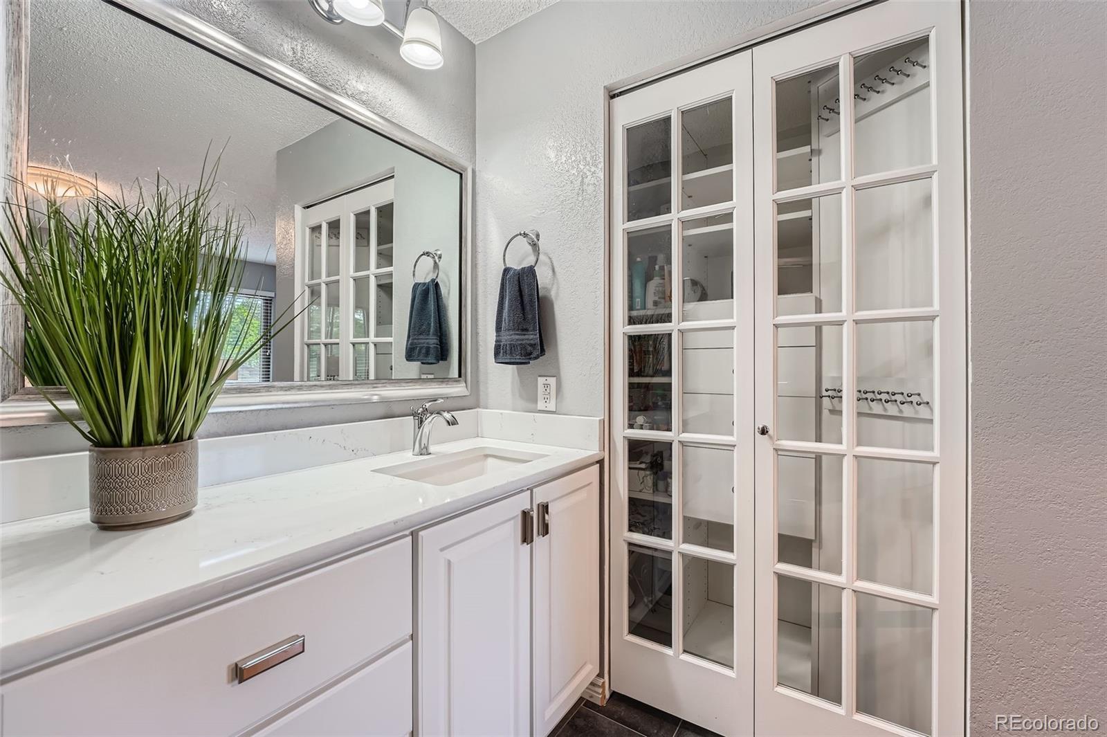 MLS Image #15 for 3752 s helena way,aurora, Colorado
