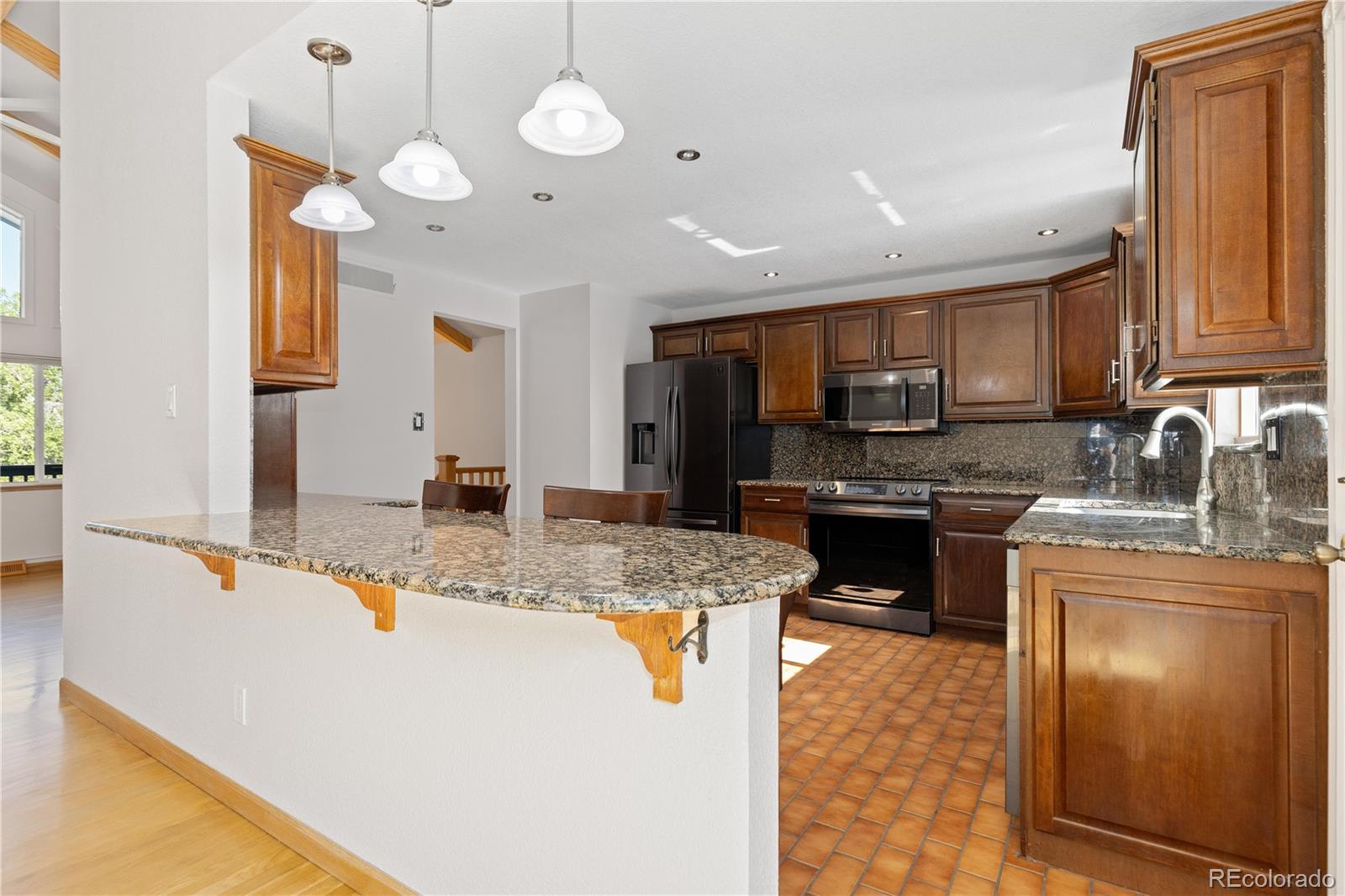 MLS Image #10 for 310 s alkire street,lakewood, Colorado