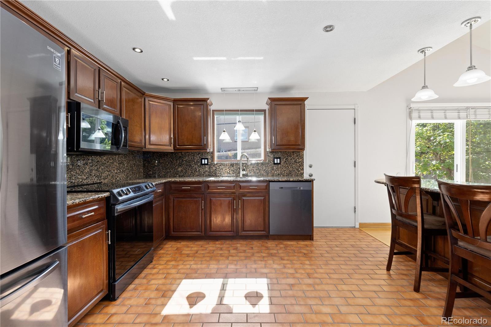 MLS Image #11 for 310 s alkire street,lakewood, Colorado