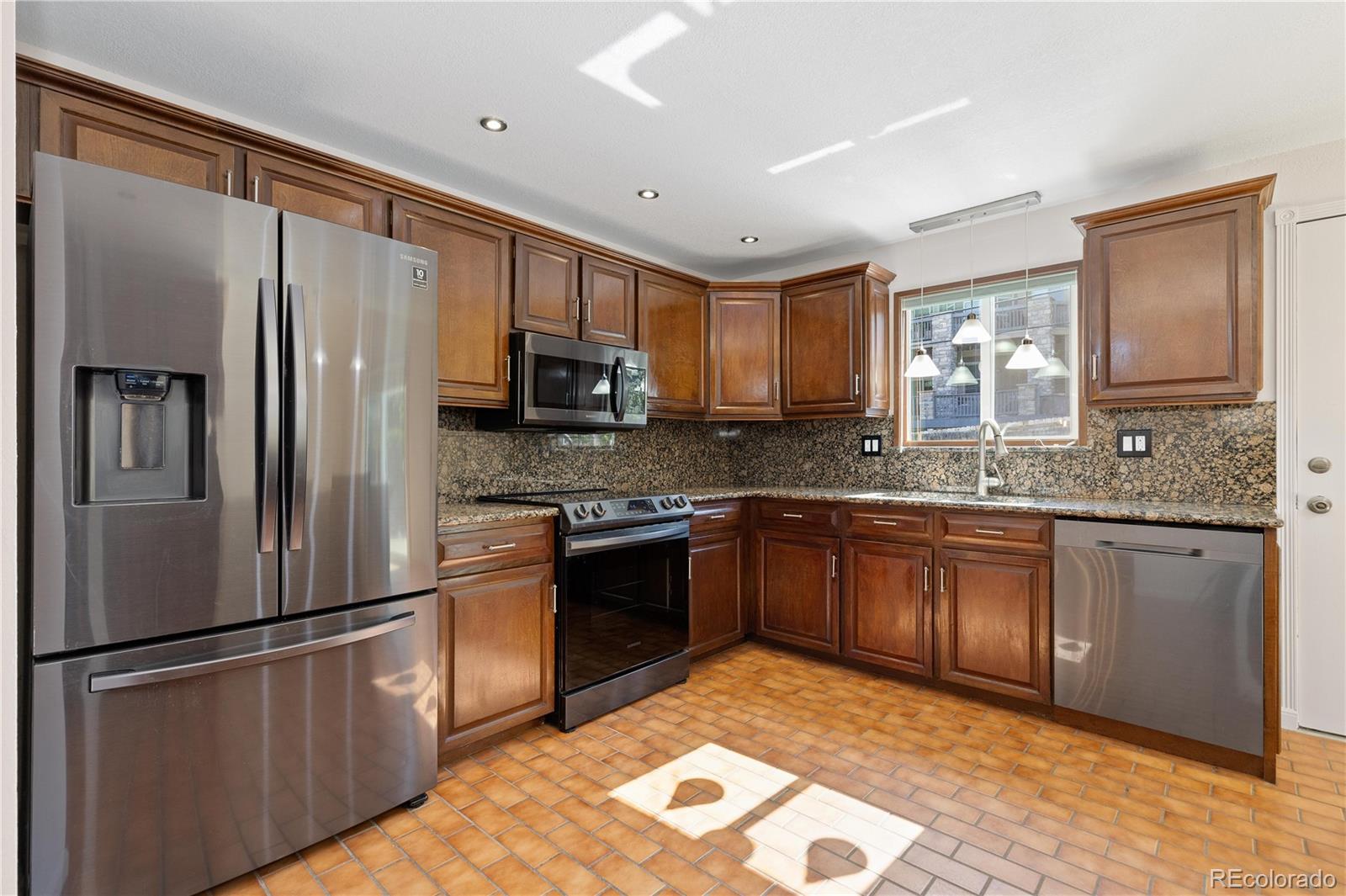 MLS Image #12 for 310 s alkire street,lakewood, Colorado