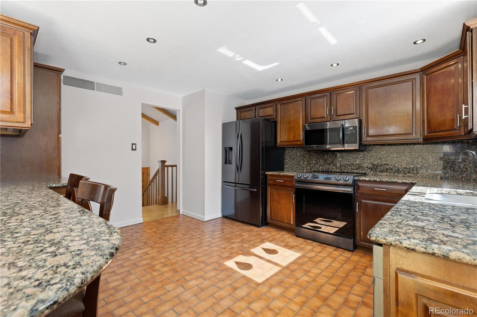 MLS Image #13 for 310 s alkire street,lakewood, Colorado