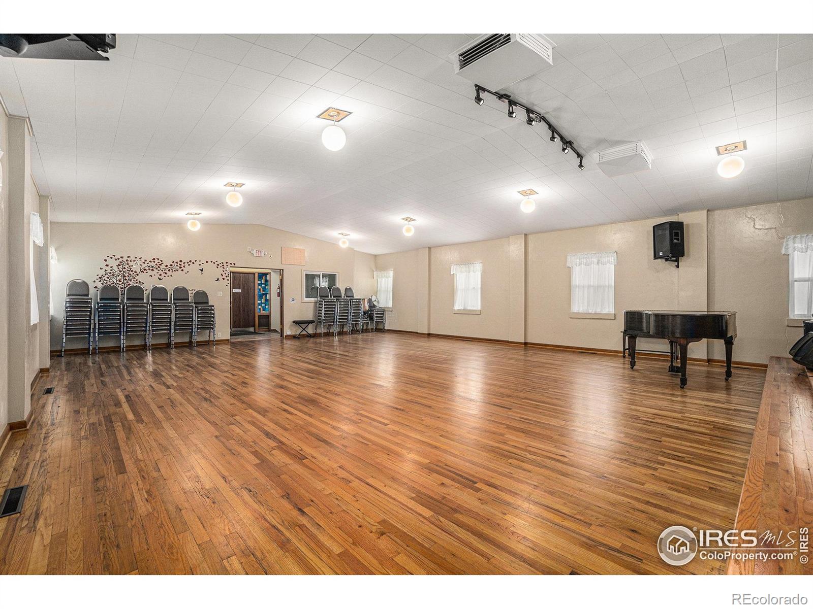 MLS Image #13 for 601 s whitcomb street,fort collins, Colorado