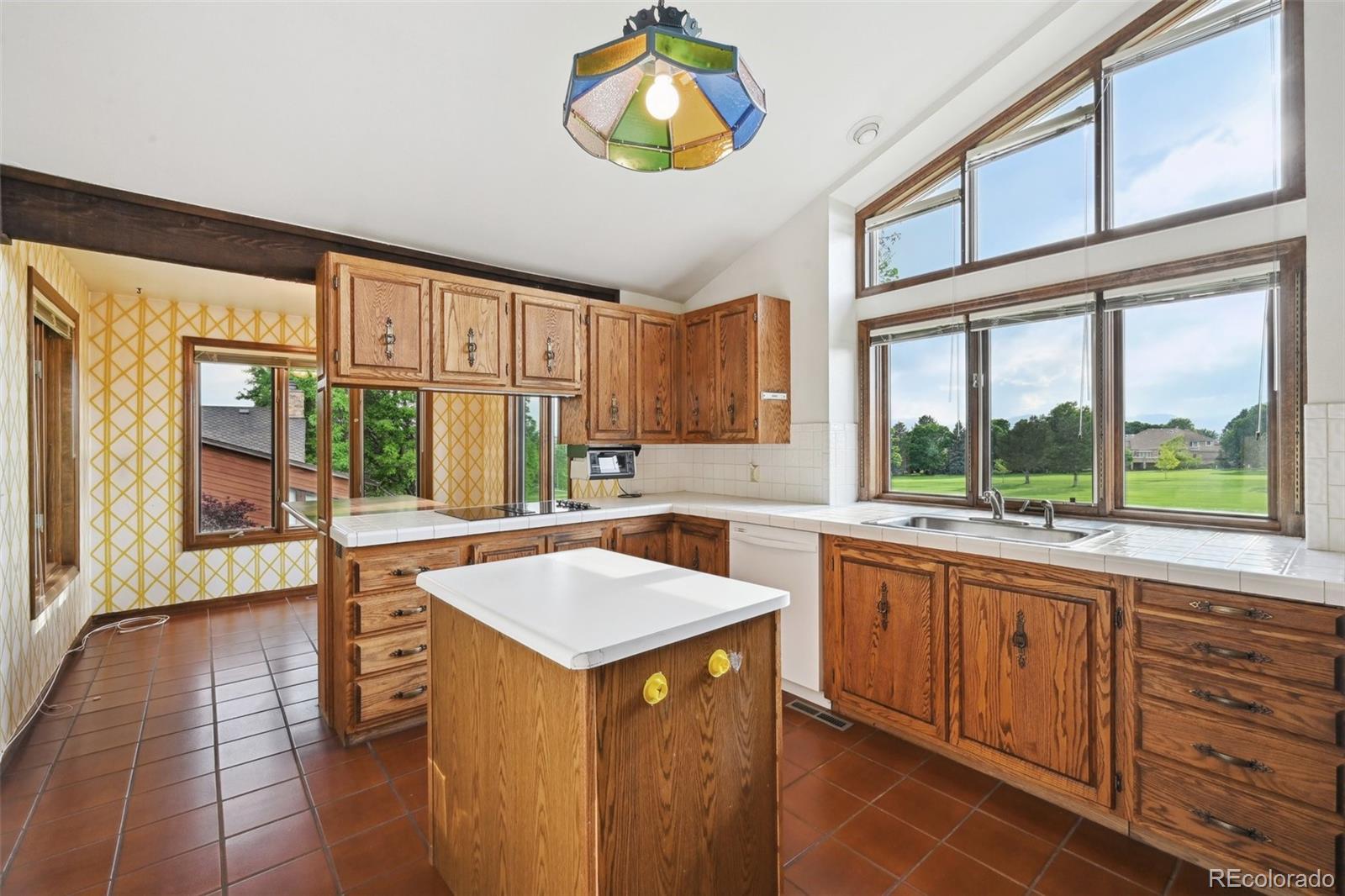 MLS Image #16 for 11621  shoshone way,denver, Colorado