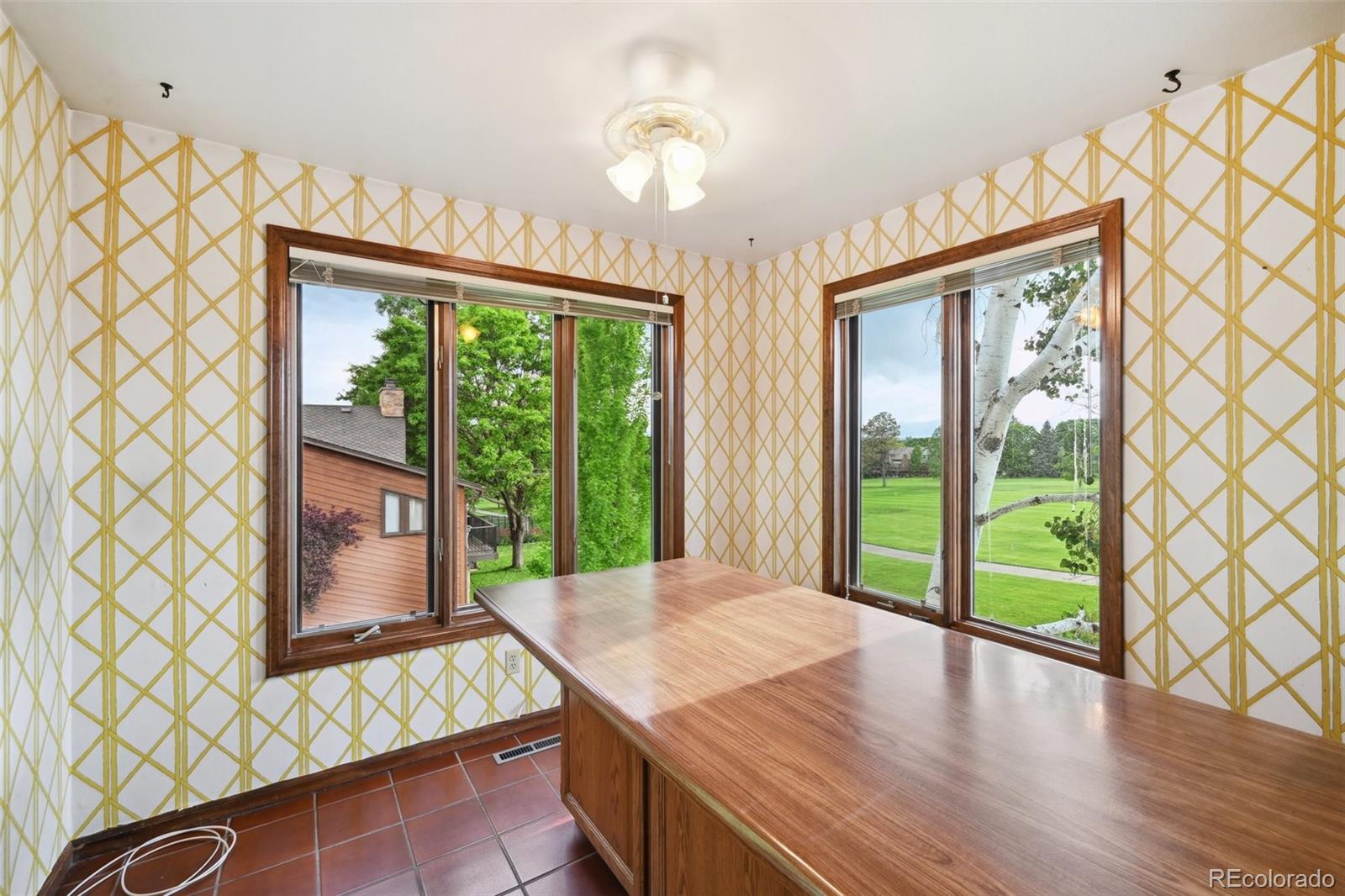 MLS Image #18 for 11621  shoshone way,denver, Colorado