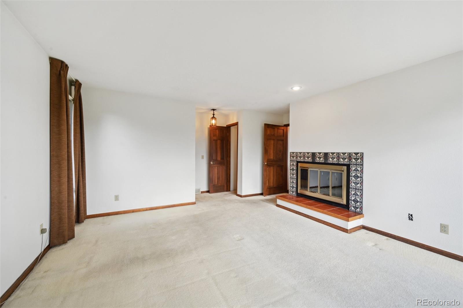 MLS Image #21 for 11621  shoshone way,denver, Colorado