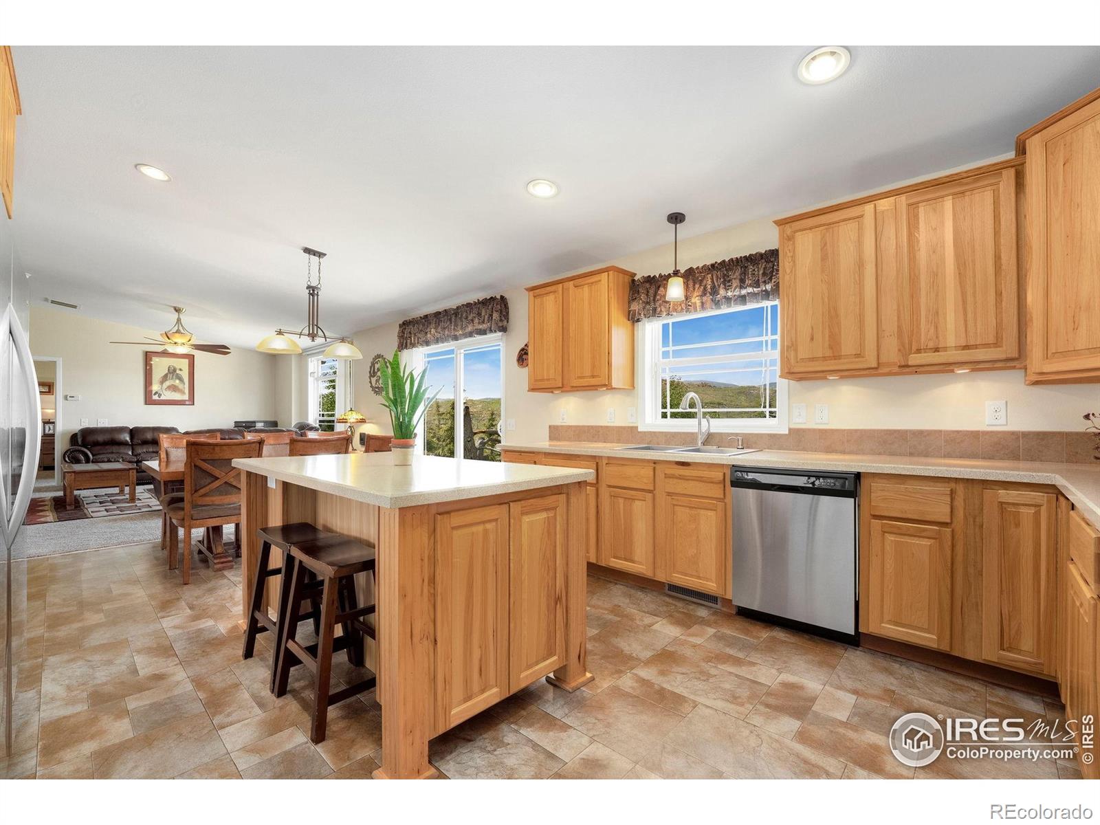 MLS Image #11 for 572  horse mountain drive,livermore, Colorado