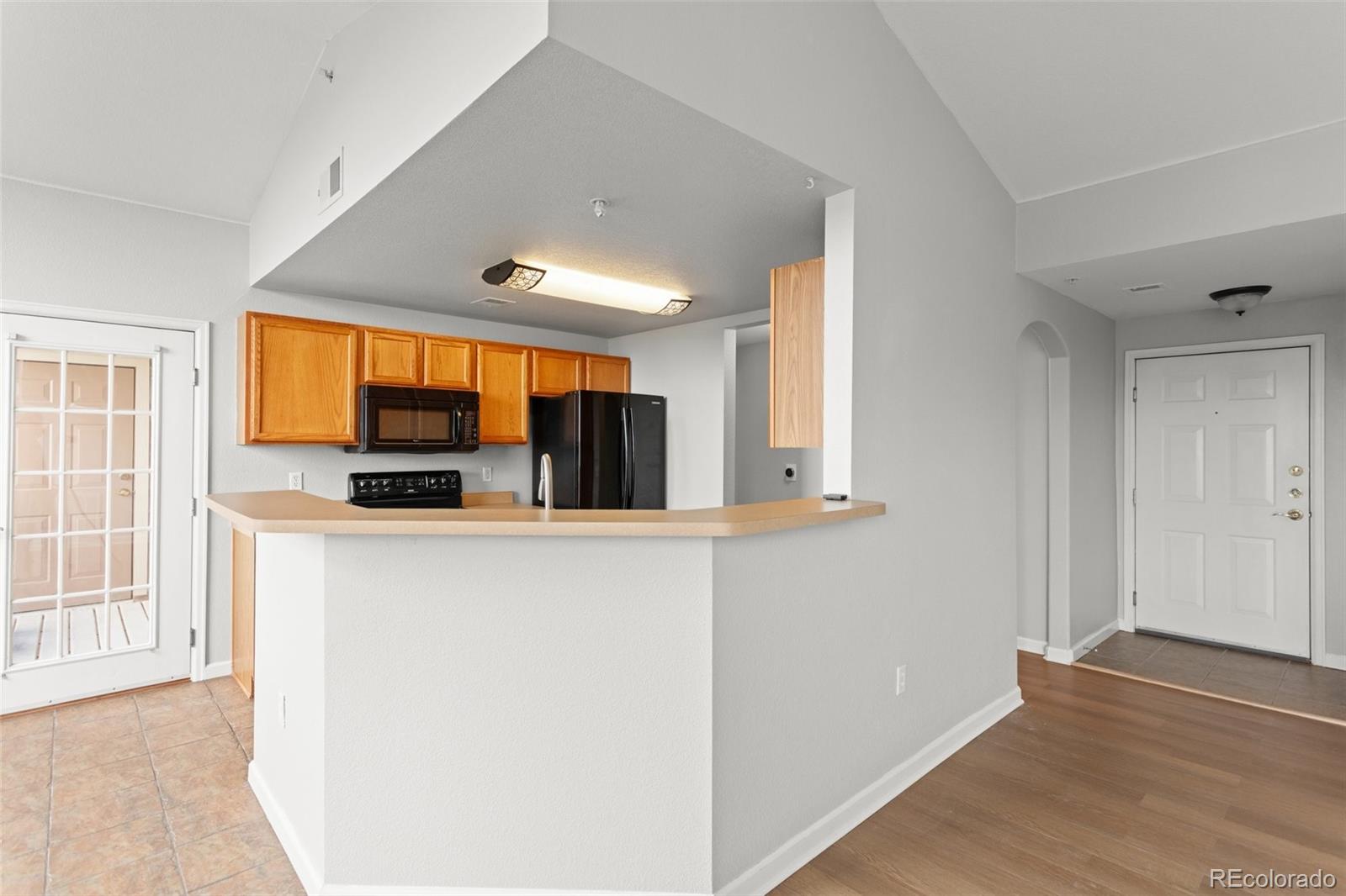 MLS Image #5 for 7440 s blackhawk street,englewood, Colorado