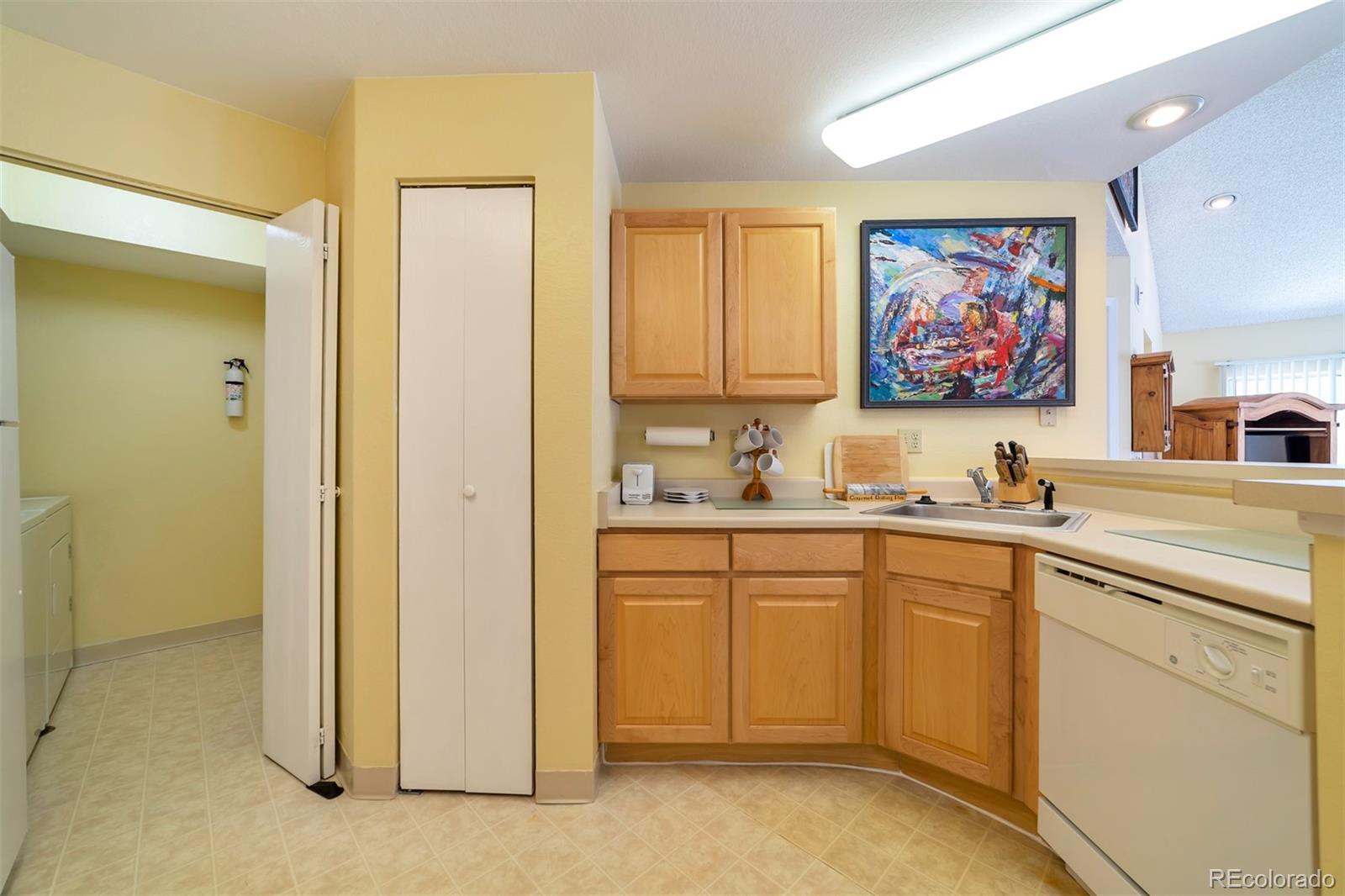 MLS Image #18 for 6001 s yosemite street b203,greenwood village, Colorado