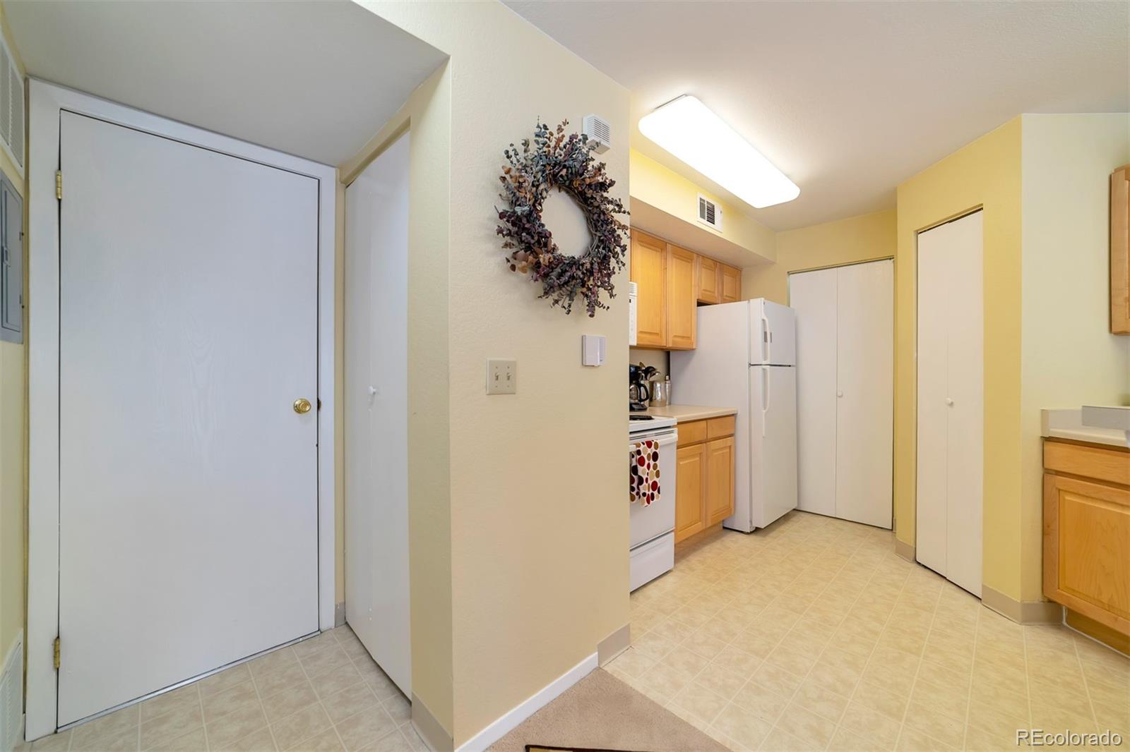 MLS Image #19 for 6001 s yosemite street b203,greenwood village, Colorado
