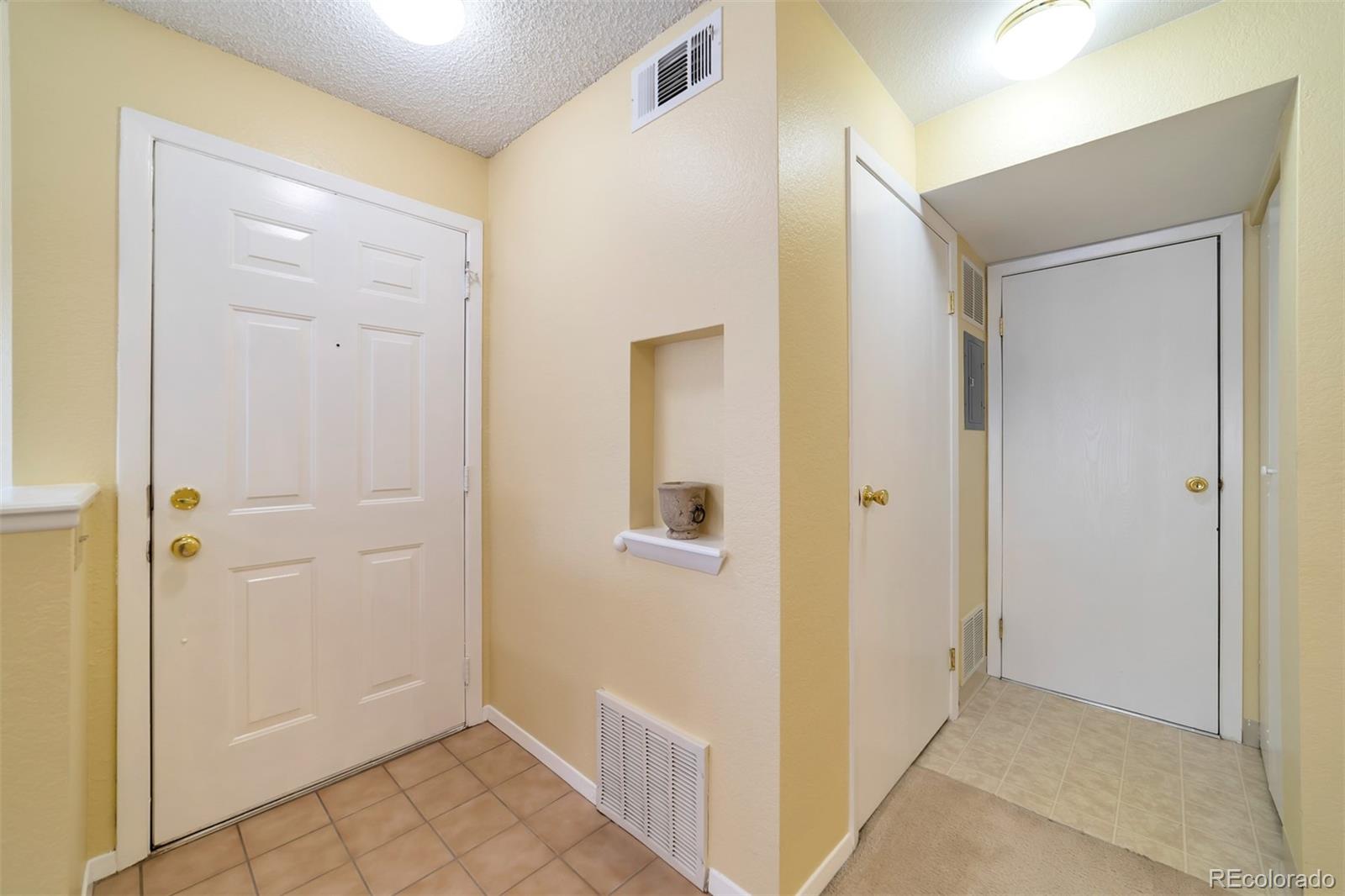 MLS Image #6 for 6001 s yosemite street b203,greenwood village, Colorado