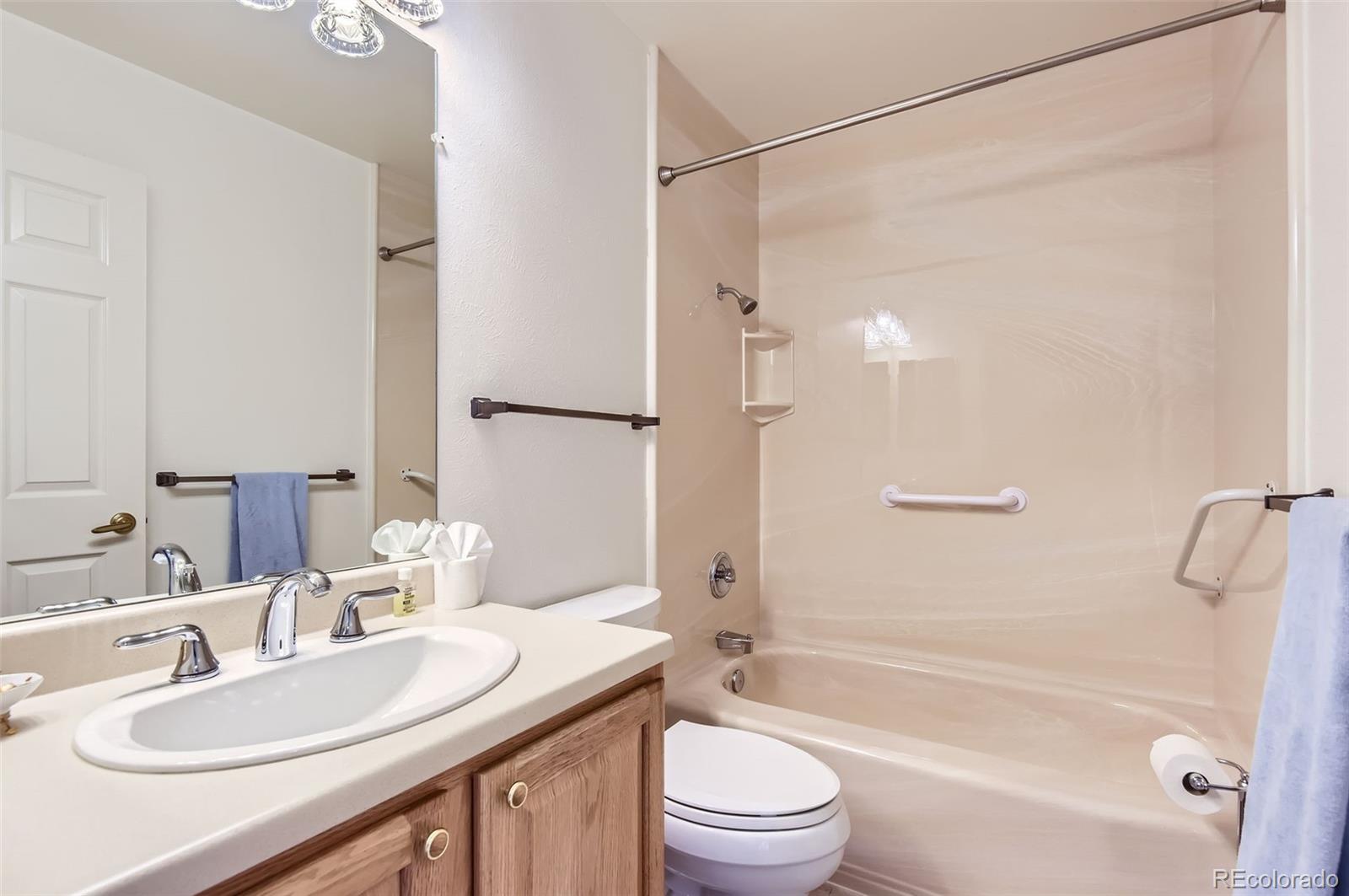 MLS Image #15 for 13940 e linvale place,aurora, Colorado