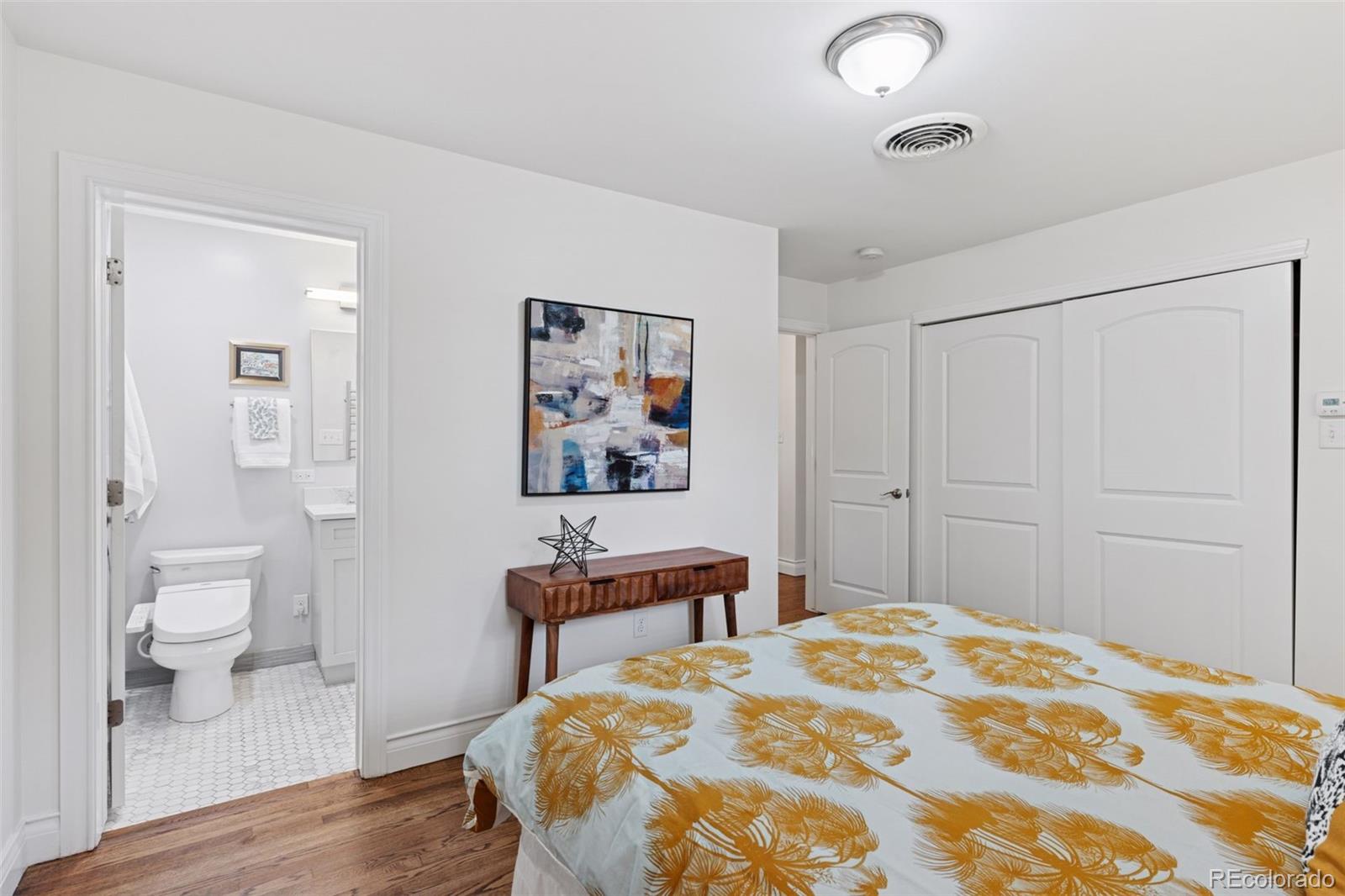 MLS Image #18 for 3190 s detroit street,denver, Colorado